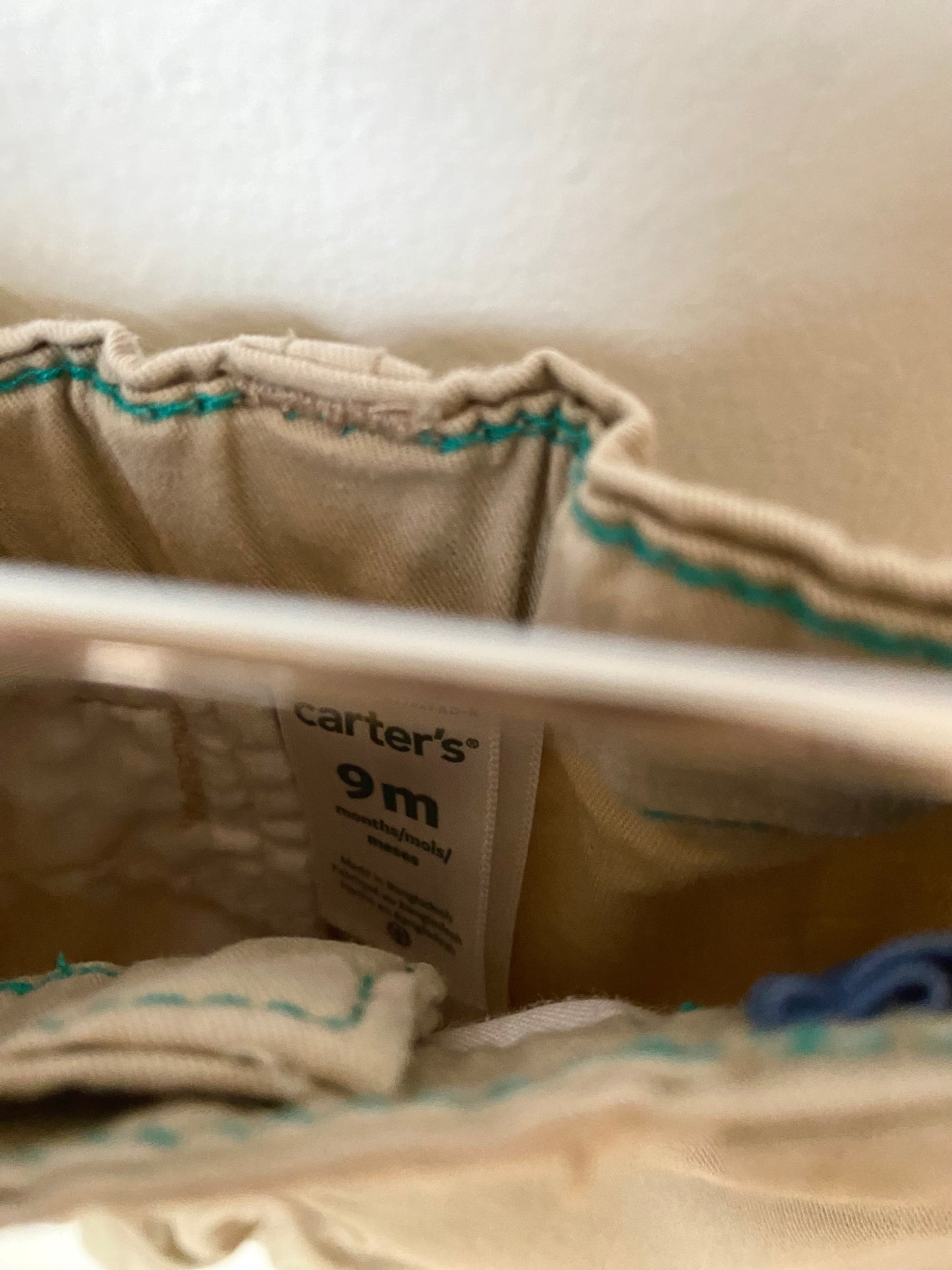Khaki Shorts / 9m