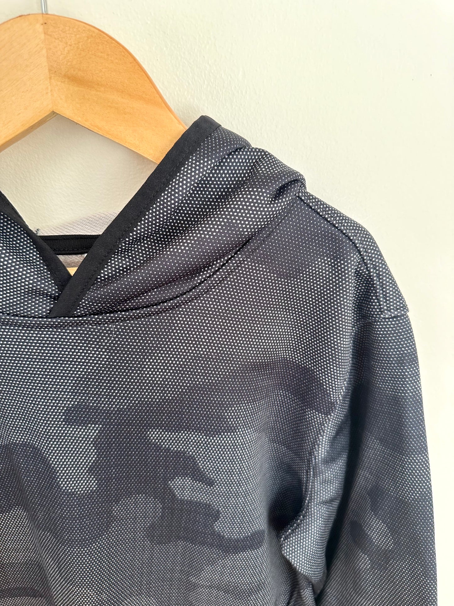 Dark Camo Active Hoodie / 10-12 years