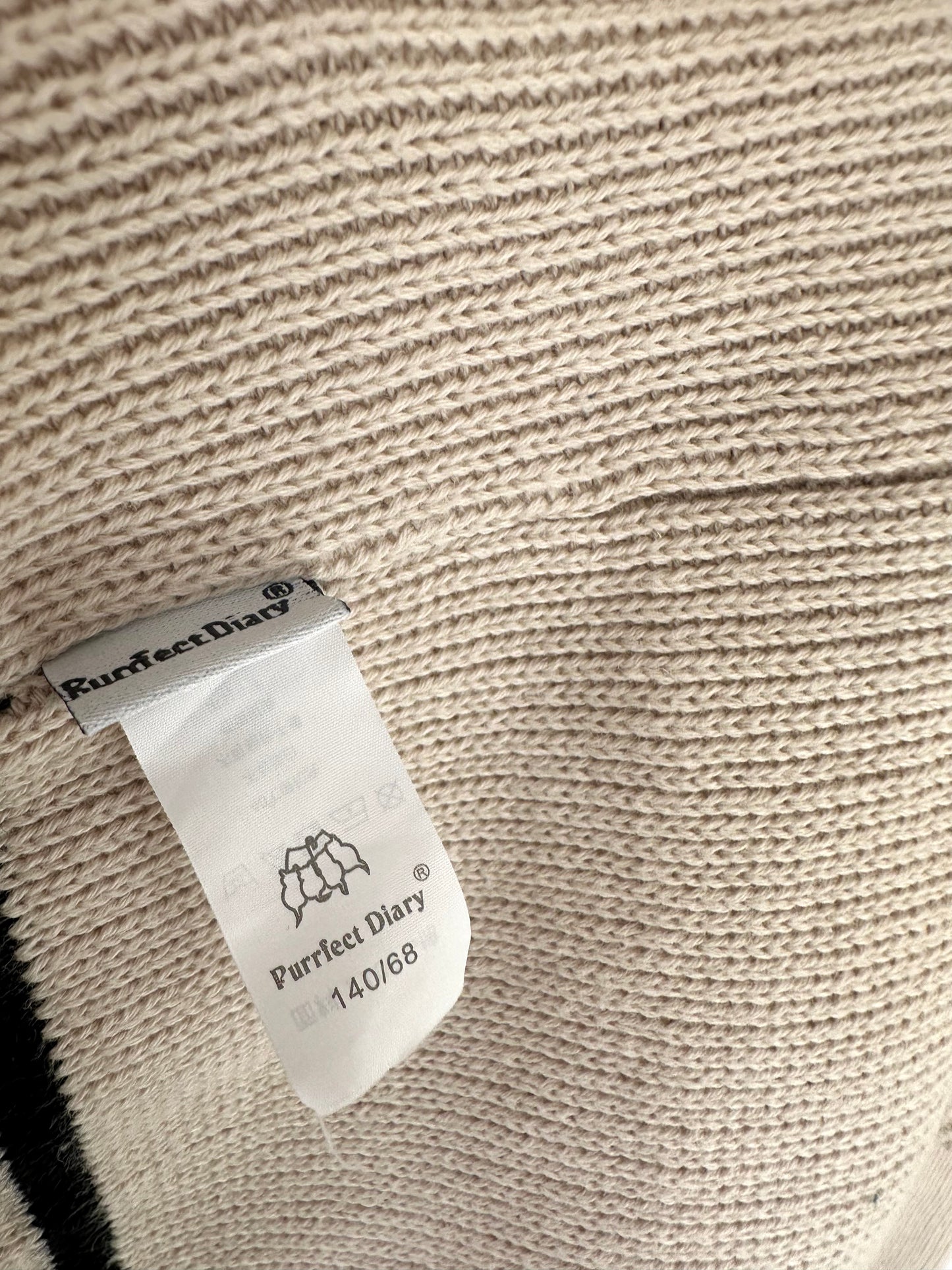 Knit Button Up Sweater with Pockets / 8-9 years