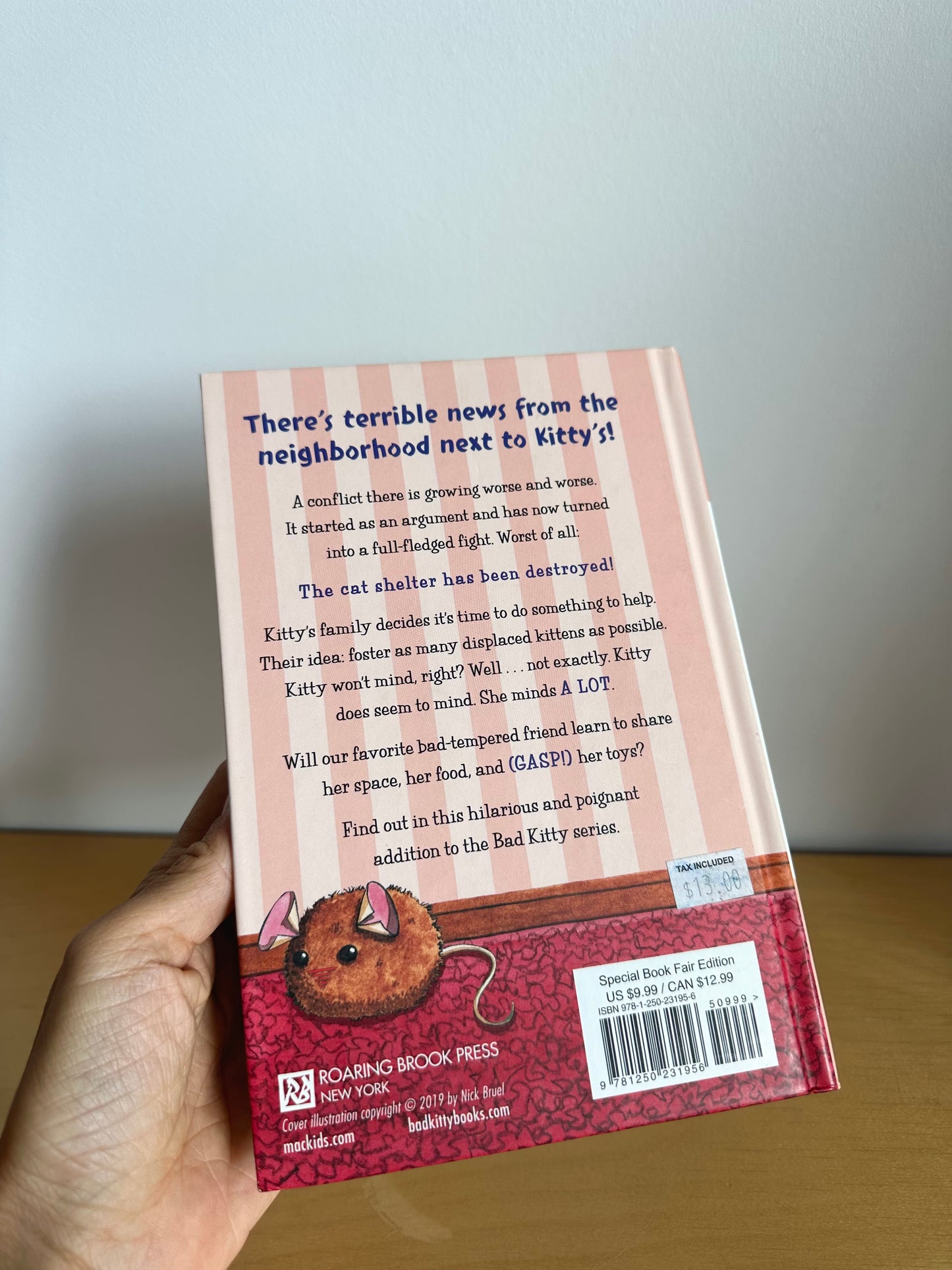 Bad Kitty- Kitten Trouble Book / 8-12 years