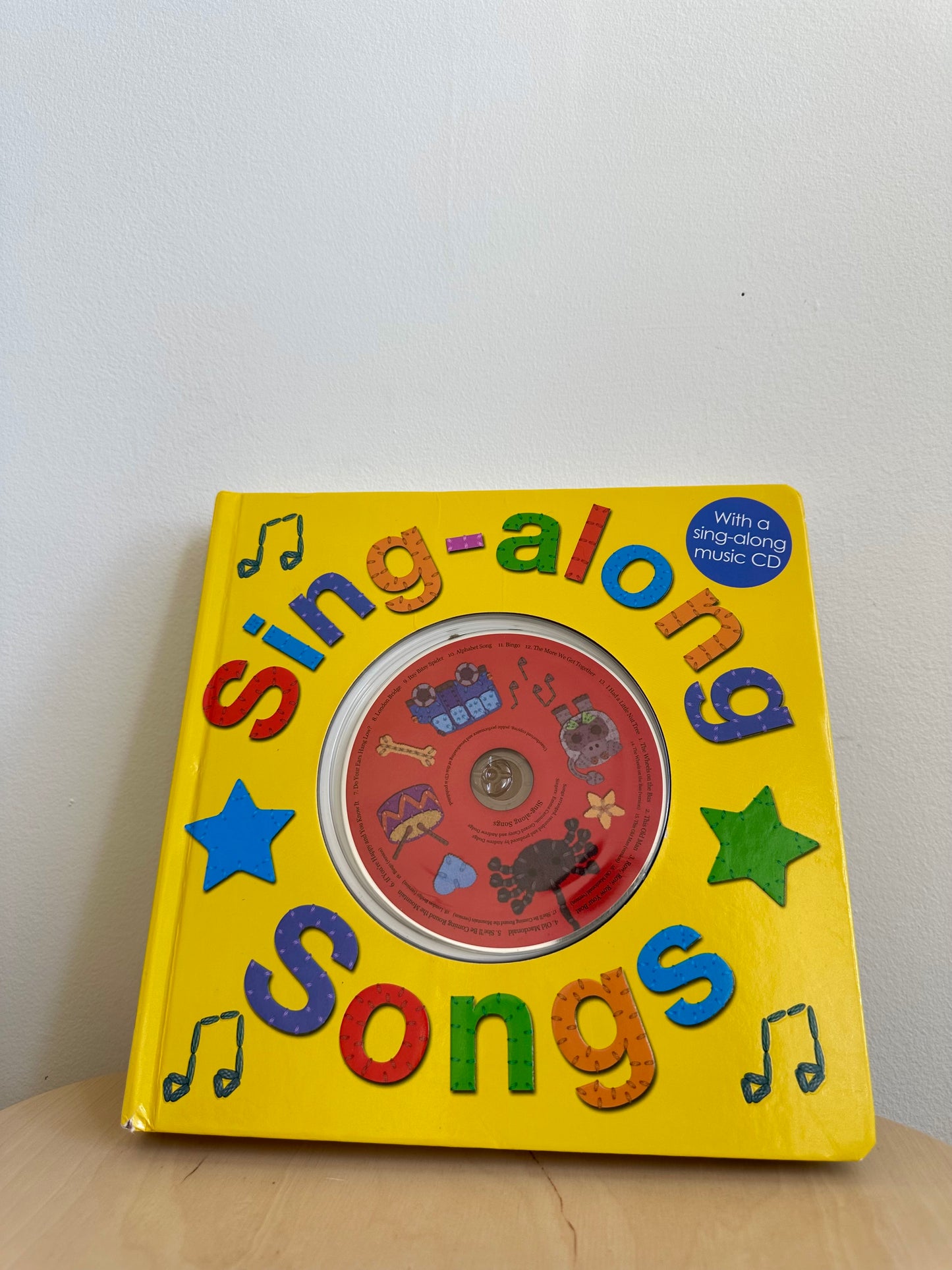 Sing Along Songs CD and Board Book (No Shipping) / 0-4 years