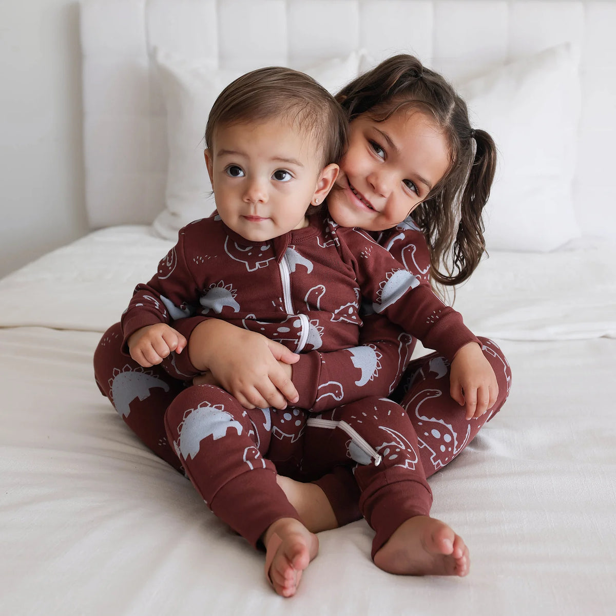 Organic Long Sleeve Chocolate Dino Sleeper (New Retail Item)/ 18-24m