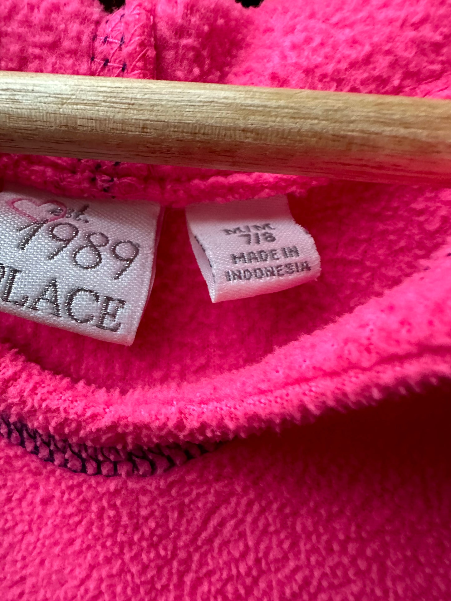 Bright Pink Hoodie / 7-8 years