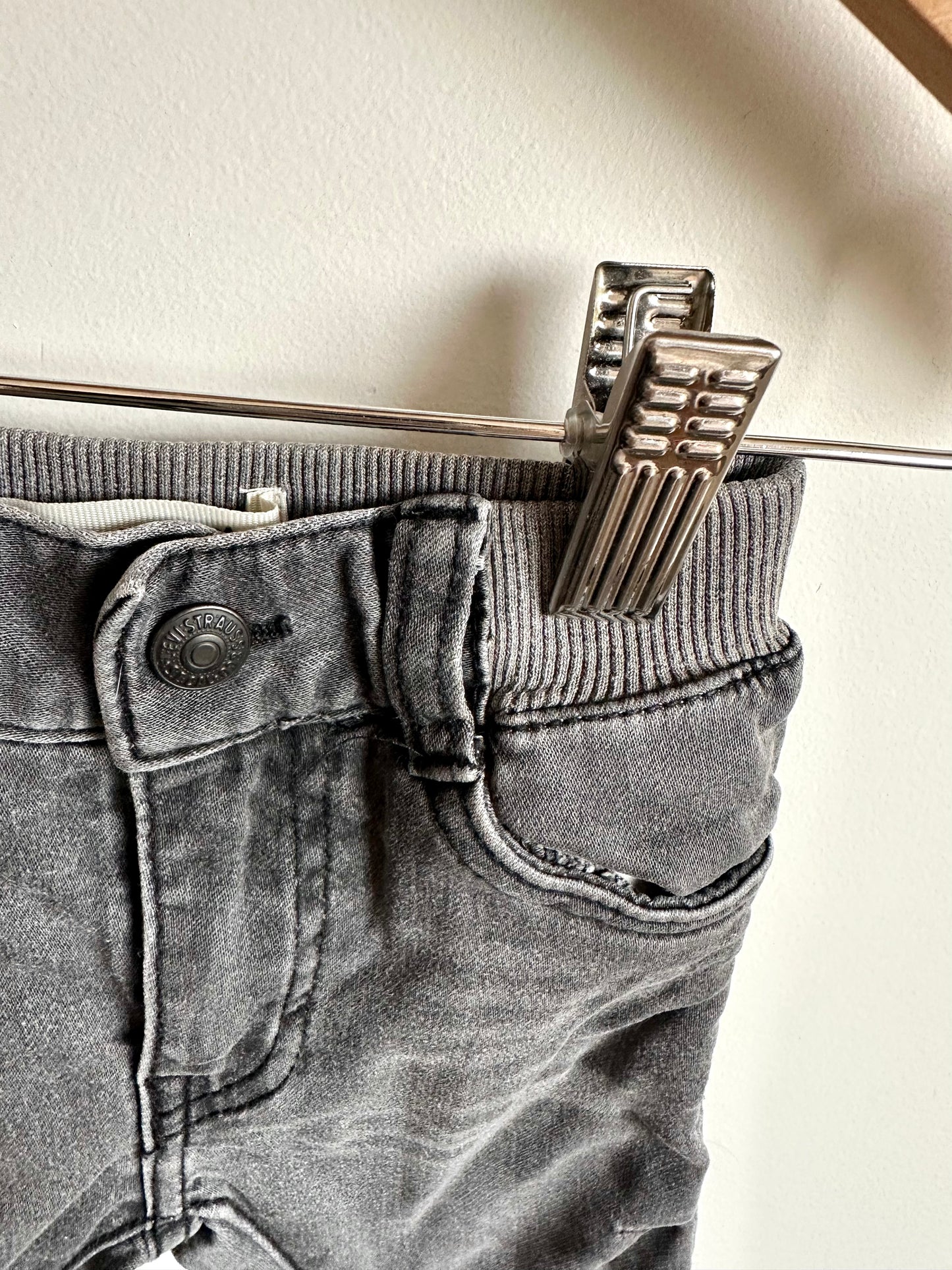 Grey Levi Joggers / 12m