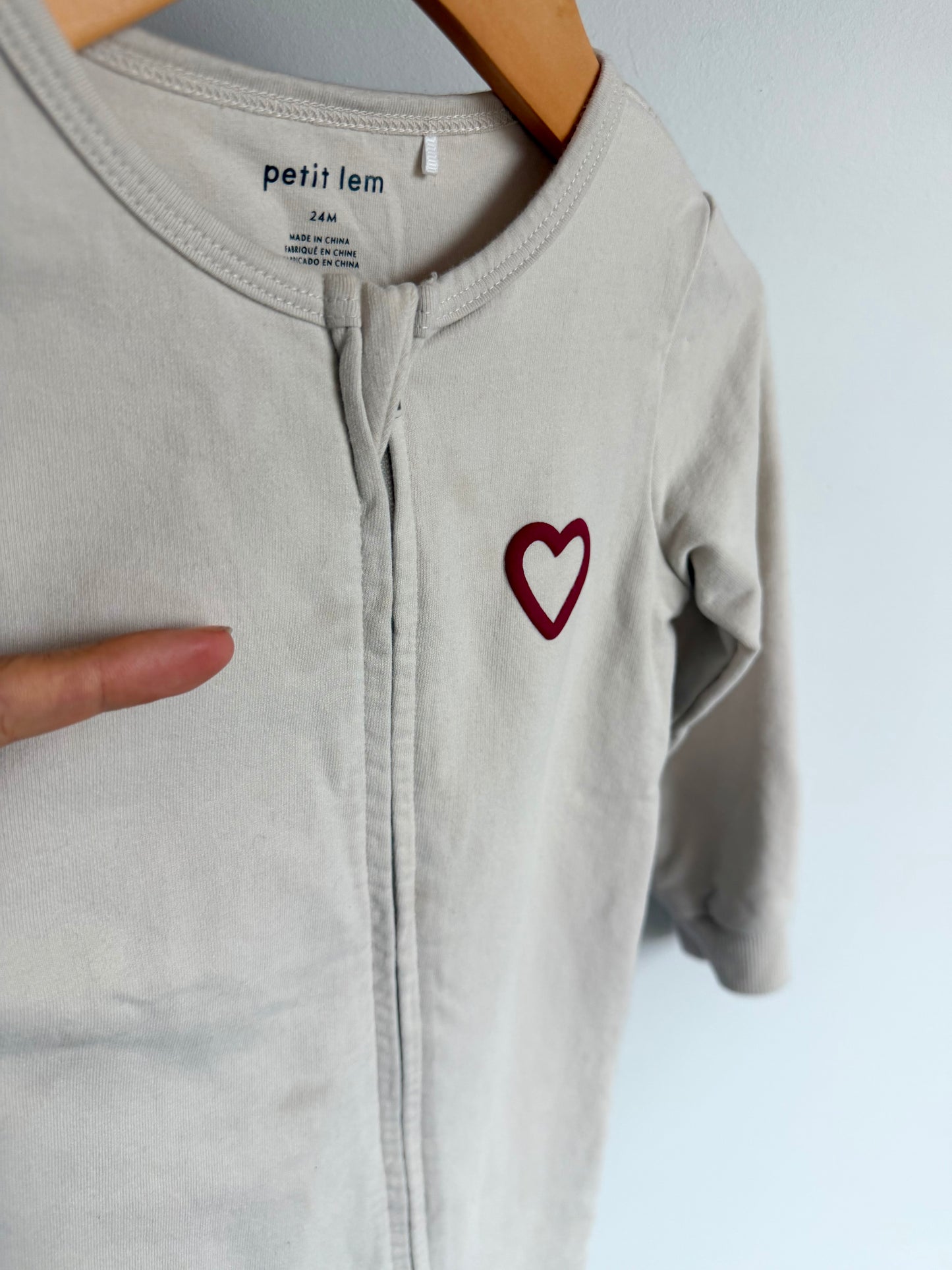 Mon Amour Cream Jumpsuit or Sleeper (PLAY) / 24m