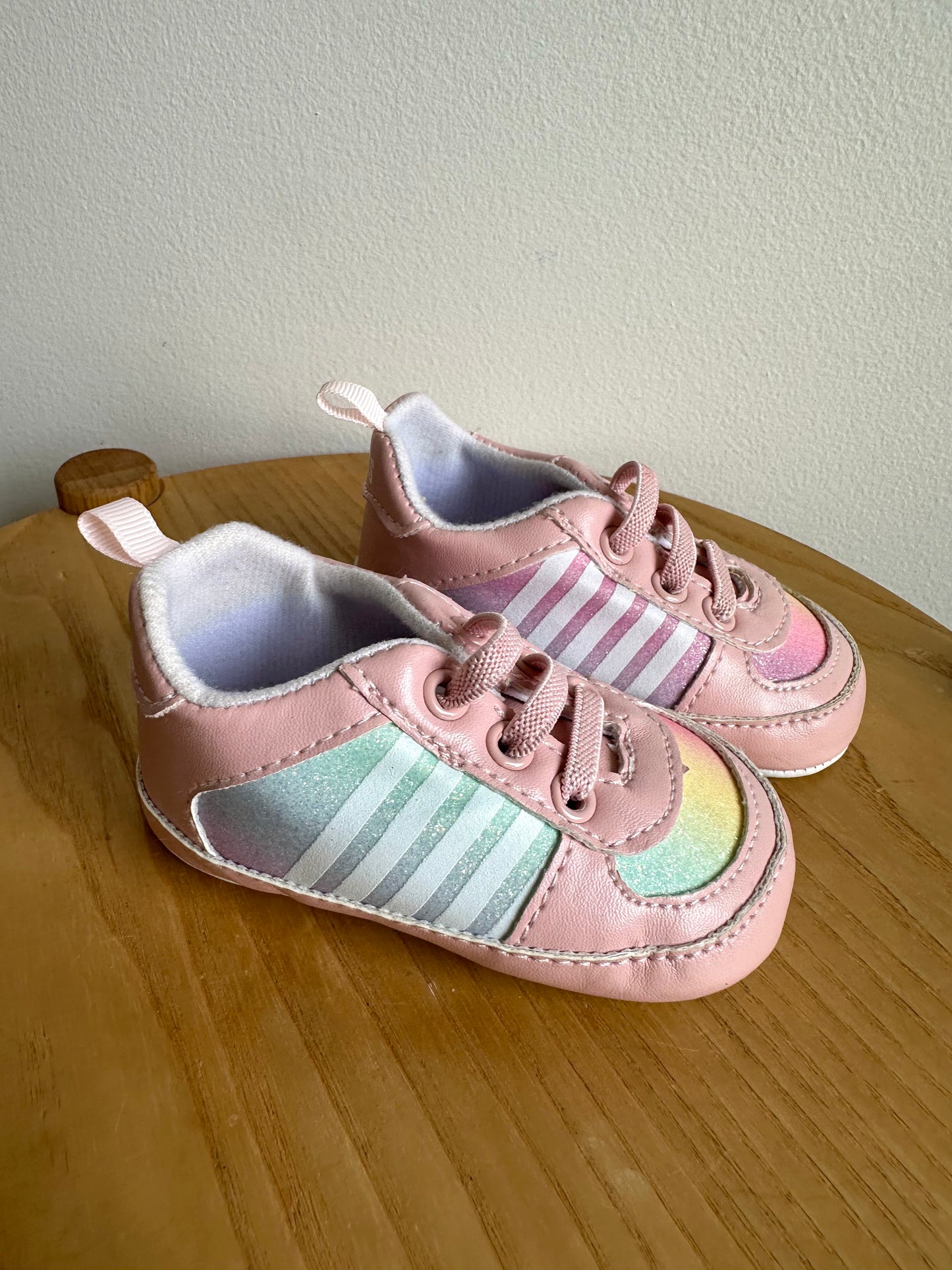 Sneakers Green + Pink Shoes / Size 2 Infant