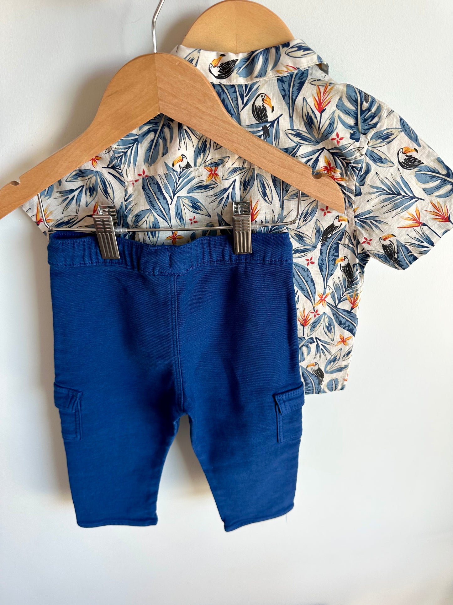 100% Cotton Toucan Button Up T-shirt & Pants (With Tags) / 24m