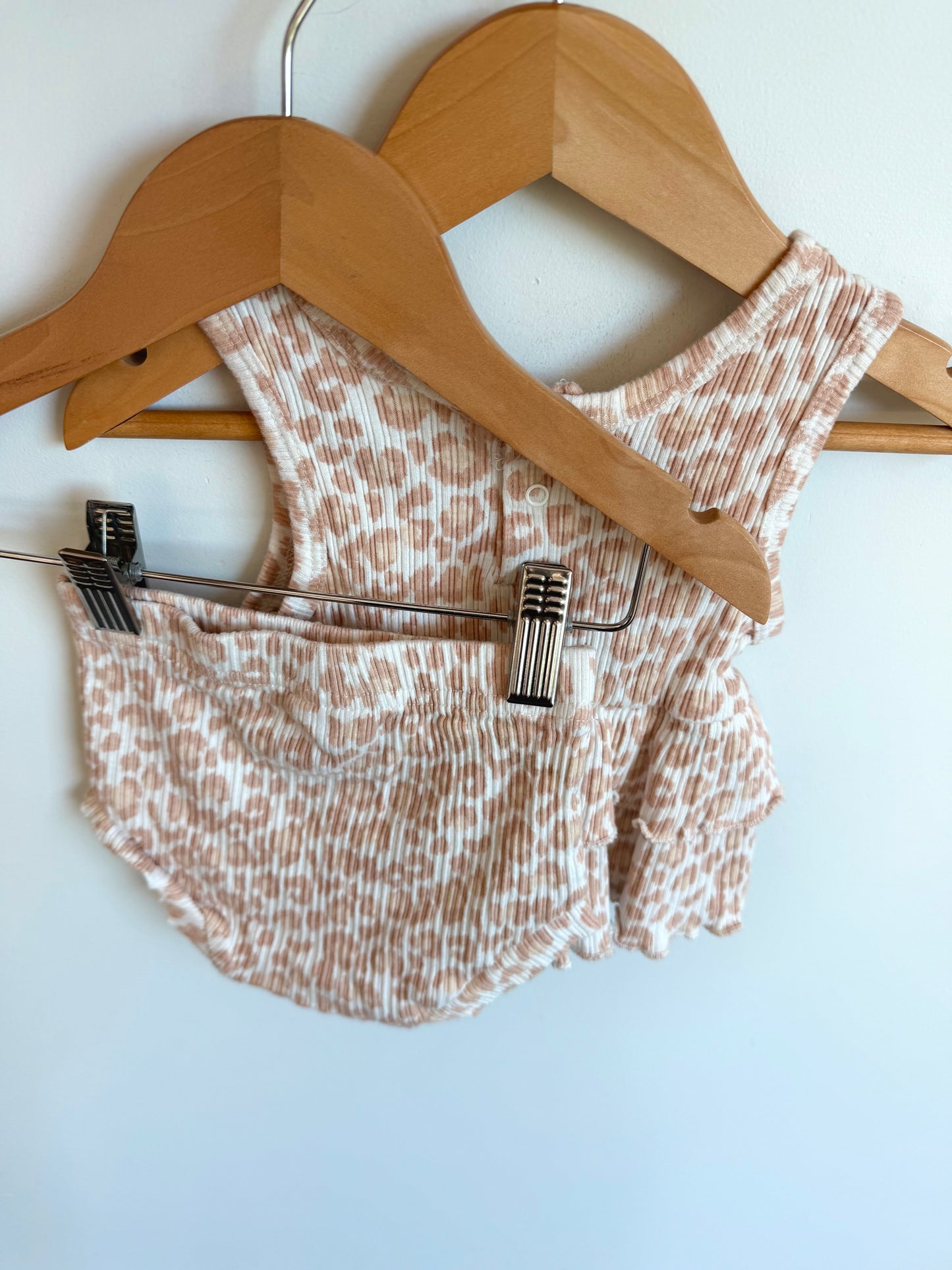 Animal Print Ruffle Top + Bloomer Set / 12m