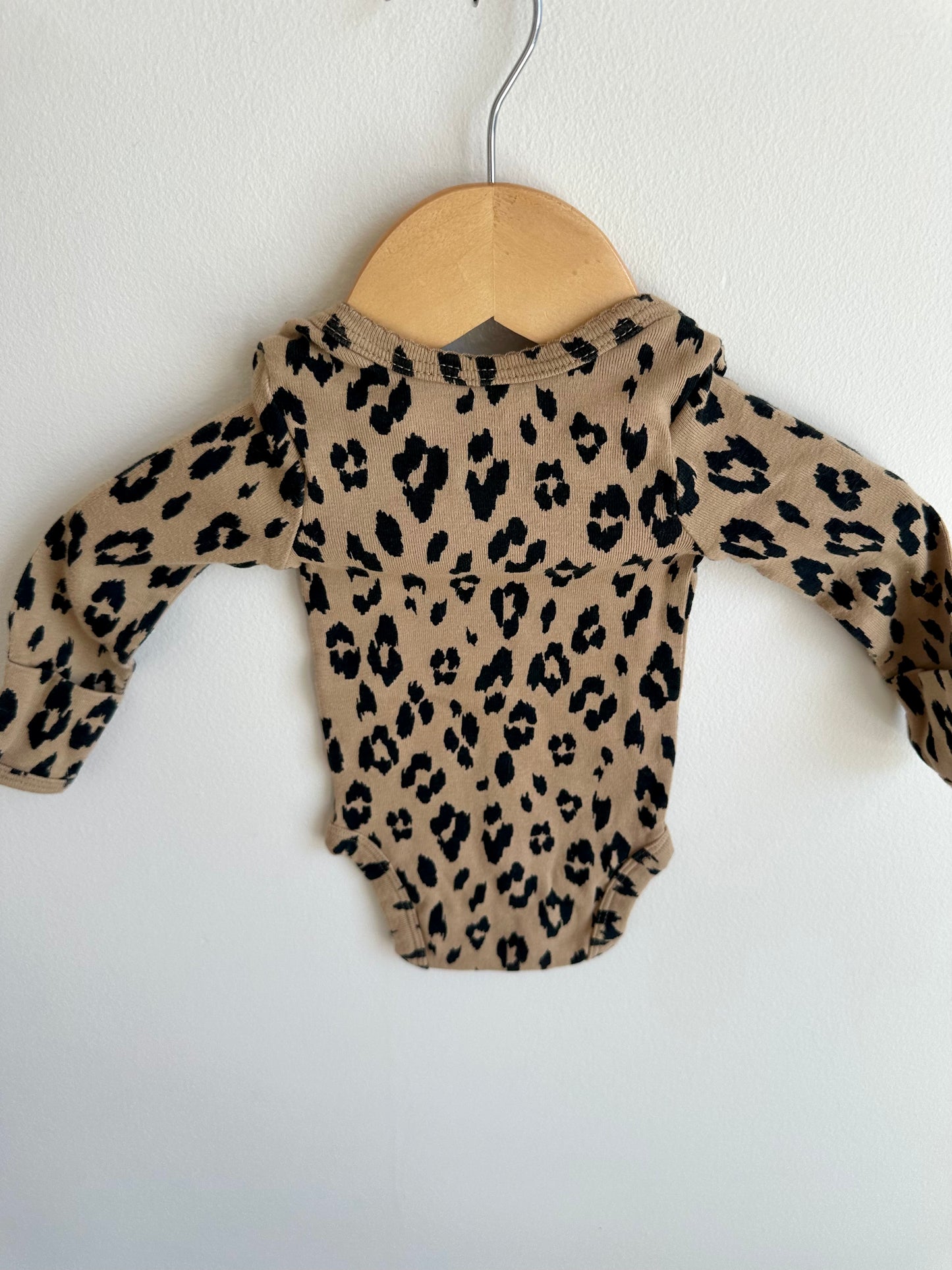 Newborn Animal Print Bodysuit / 0m