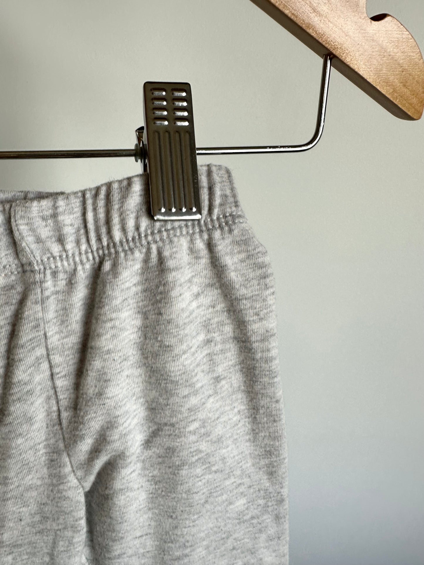 Grey Leggings / 6-12m