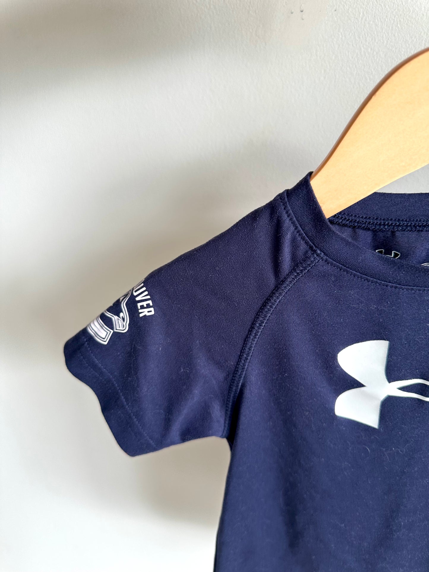 Under Armour Canucks T-Shirt / 24m
