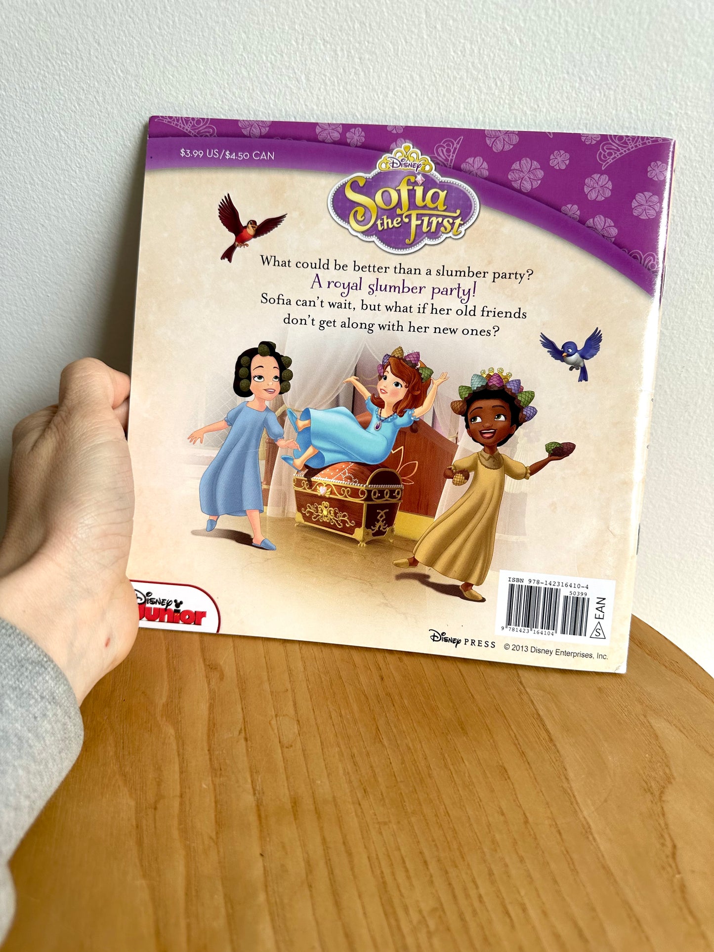 Sofia's The Royal Slumber Party Book / 3-5 years