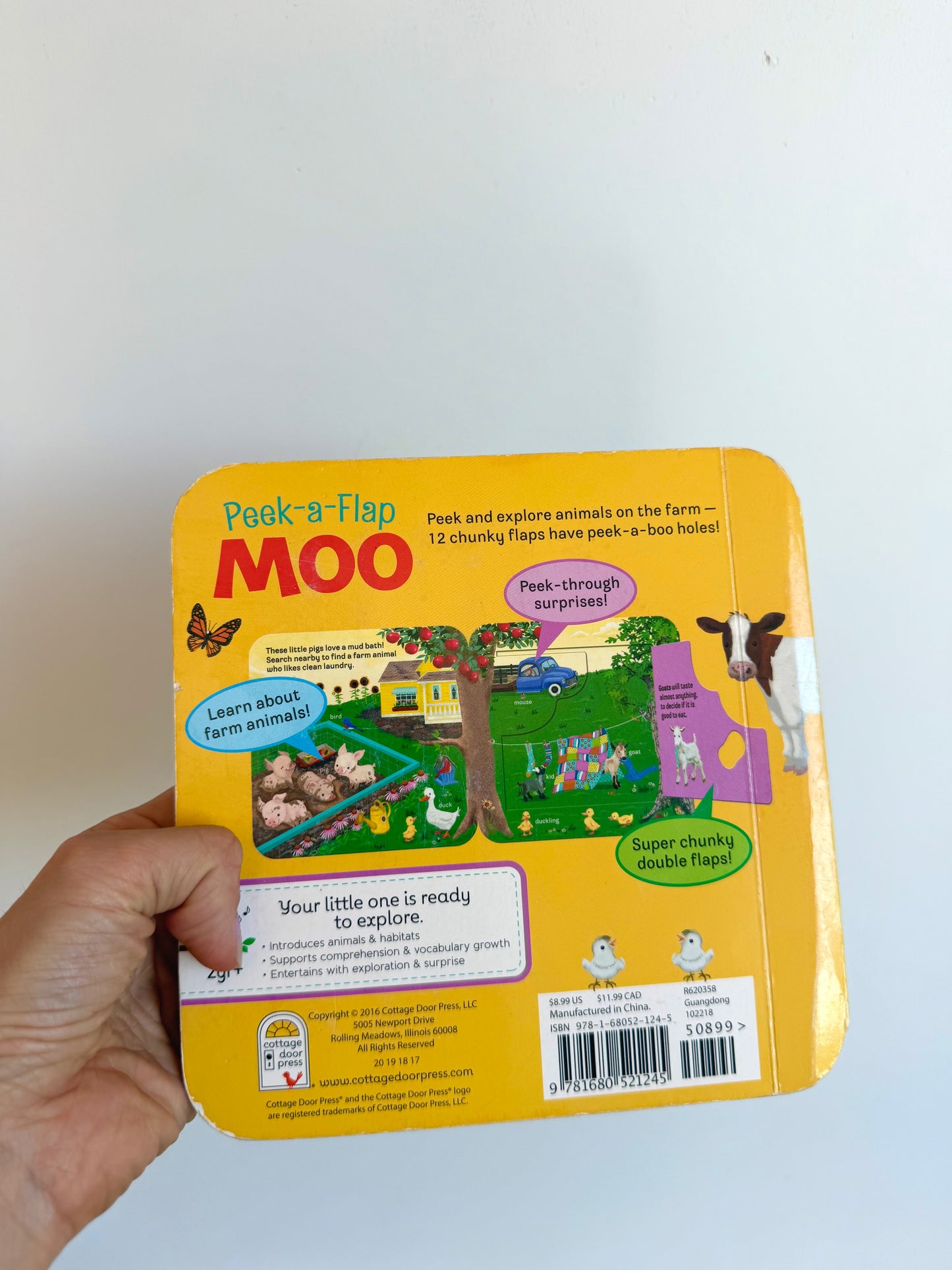 Moo Peek-a-Flap Book / 0-3 years