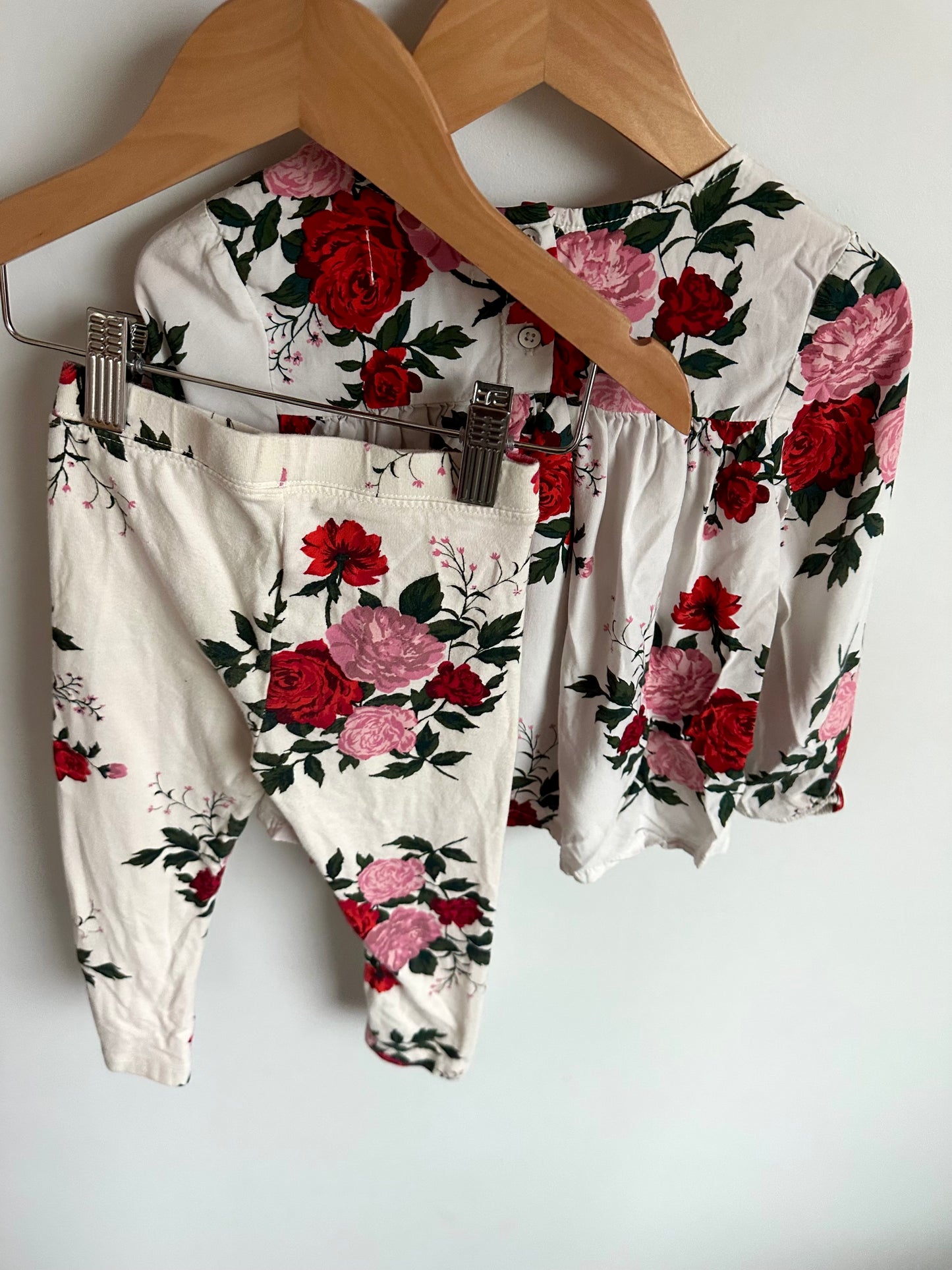 White Roses Print Top + Pants Set / 3T