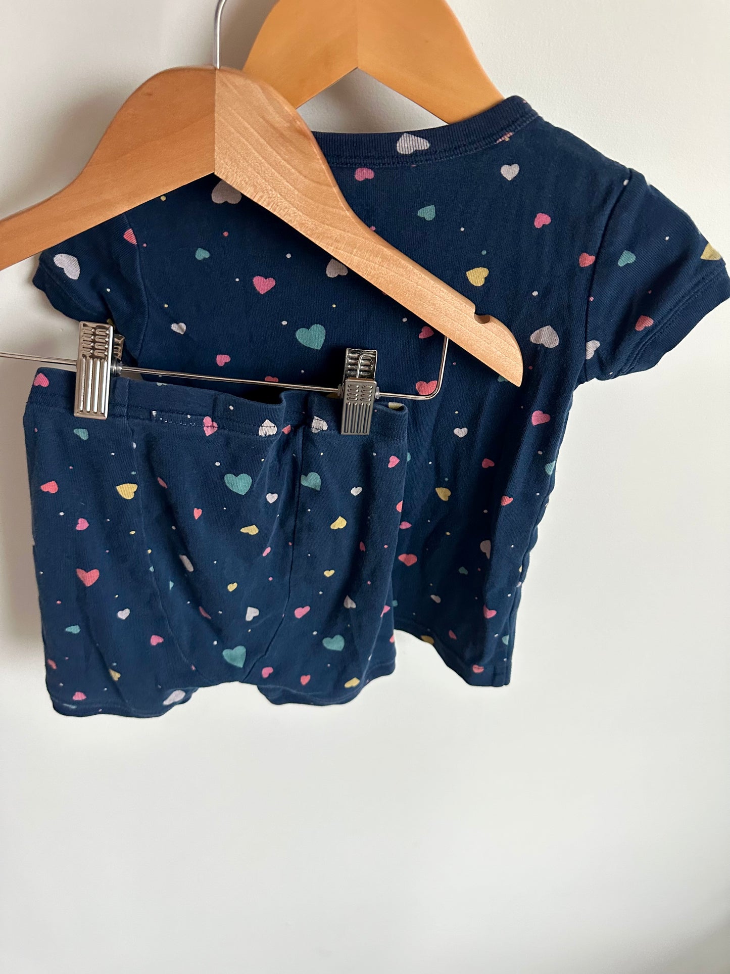 Heart Pattern T-Shirt + Shorts PJ Set / 3T