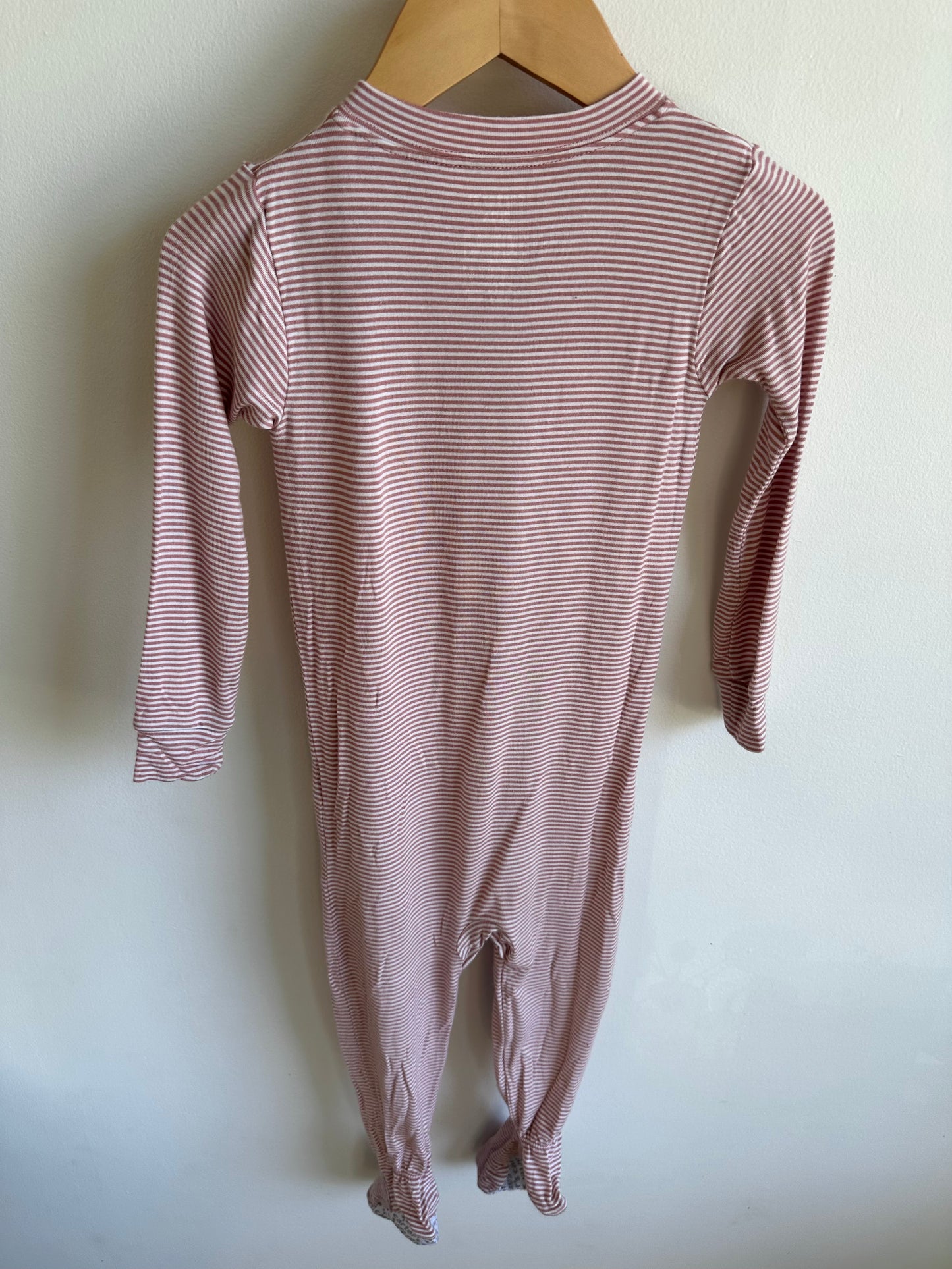 Soft Footed Striped Sleeper / 2T