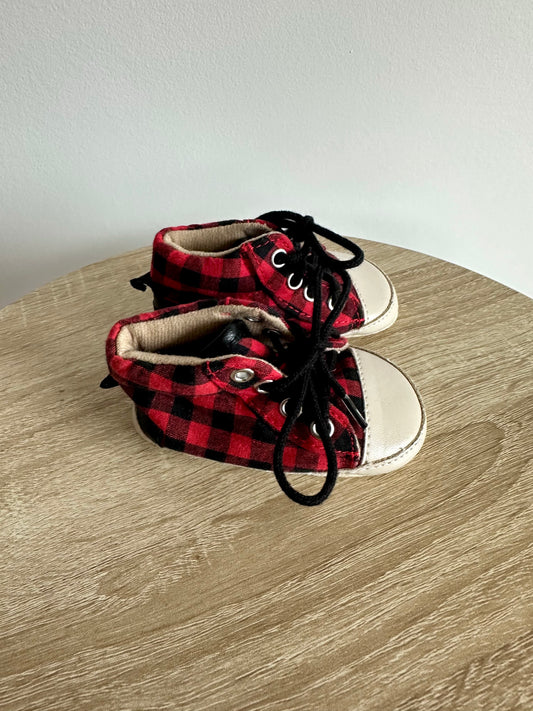 Gap Plaid Soft Sole Shoes / Size 3-6m