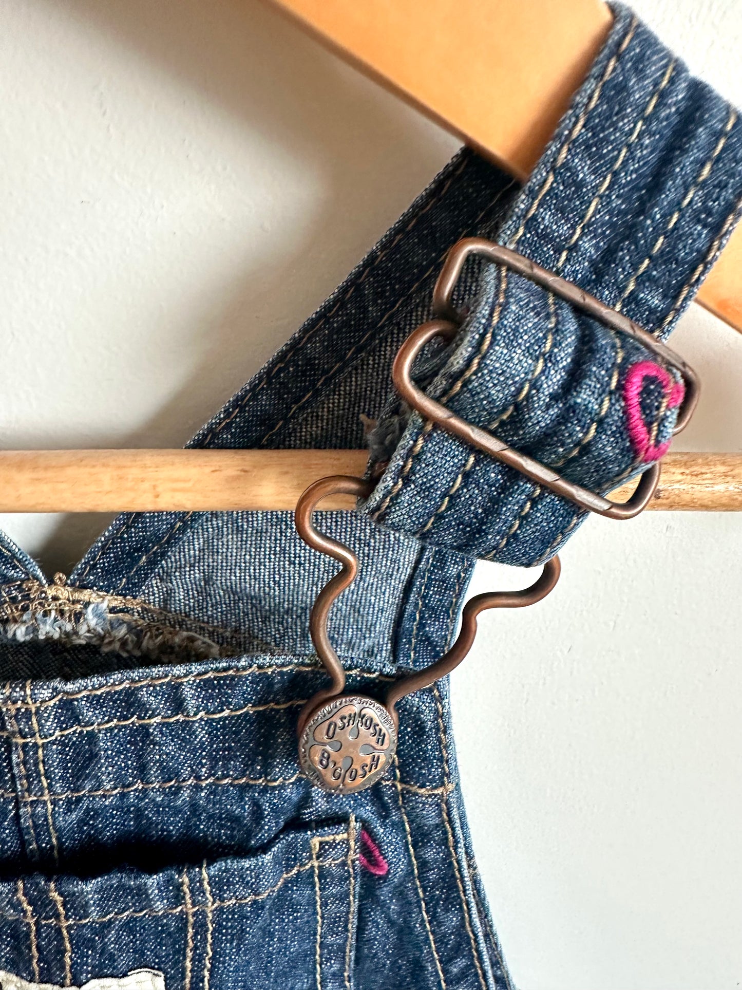 OshKosh Denim Heart Overalls / 9m