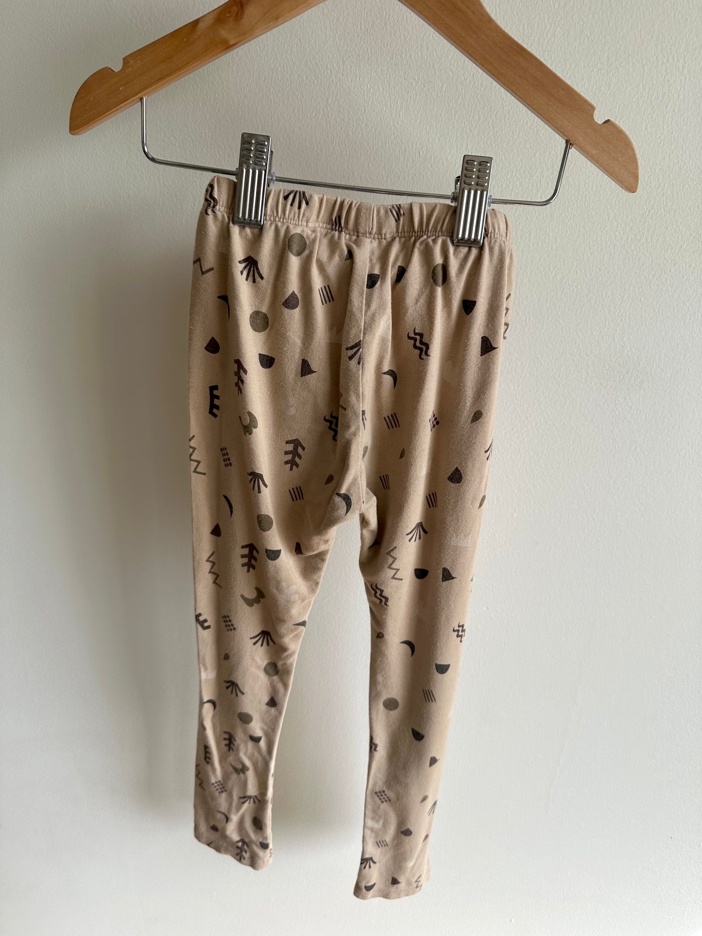 Tan Geometric Leggings (Play)/ 2-3T
