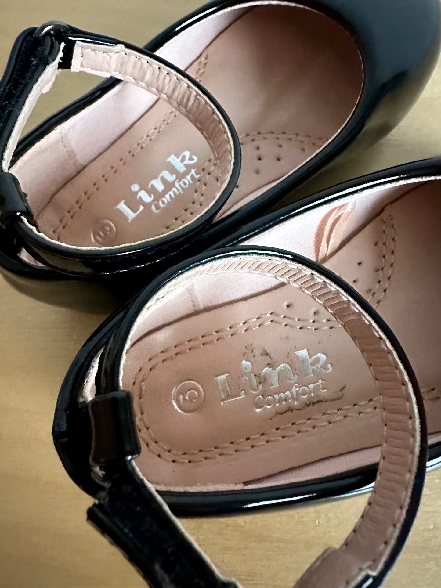 Shiny Black Ballet Flat with Ankle Strap / Size 9 Toddler