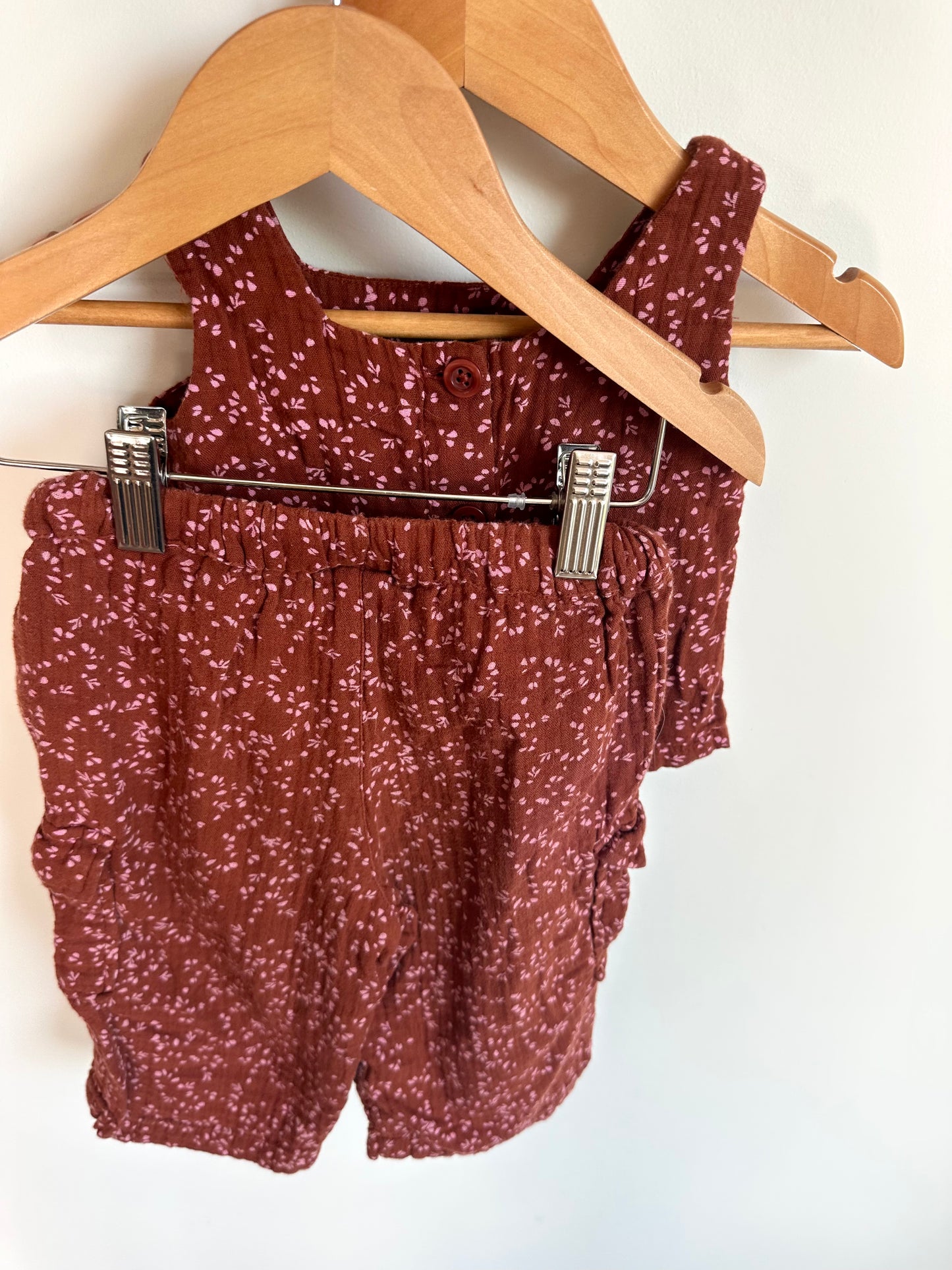 Gap Crimson Petals Tank + Pants Set / 12-18m