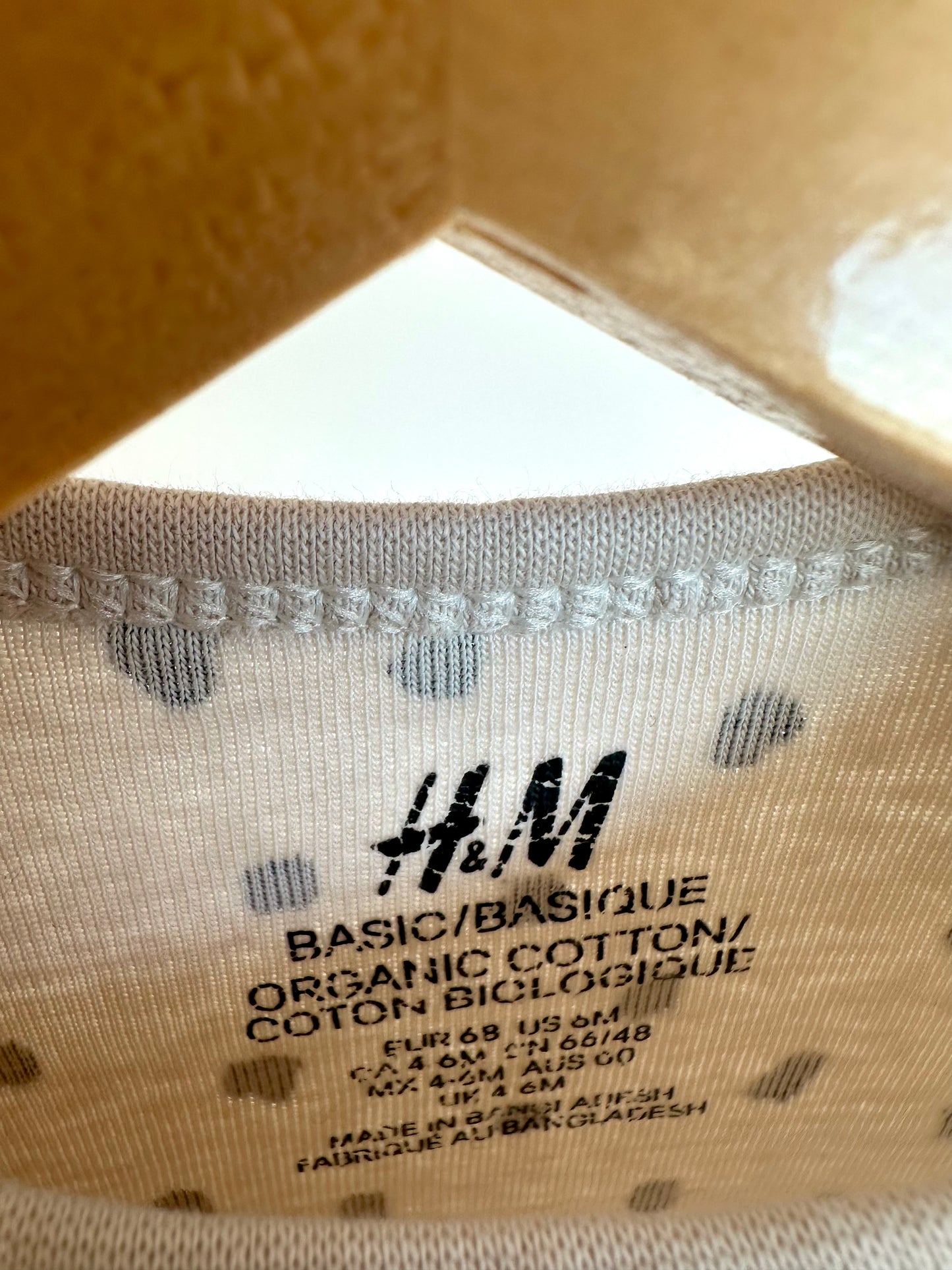 H&M Organic Cotton Tan Speckled Short Sleeve Bodysuit / 4-6m