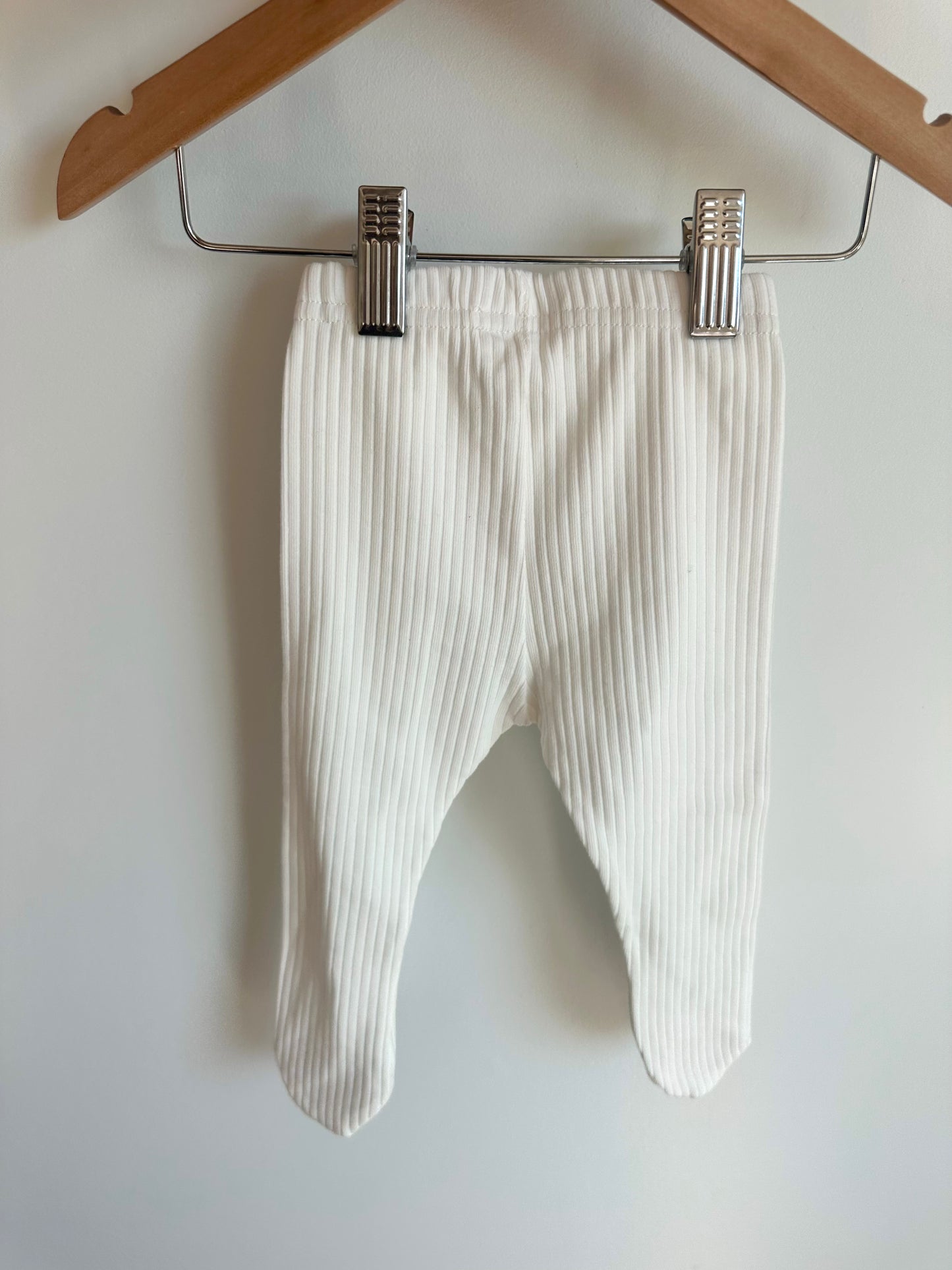 White Ribbed Tights with Hearts (With Tags) / 3-6m
