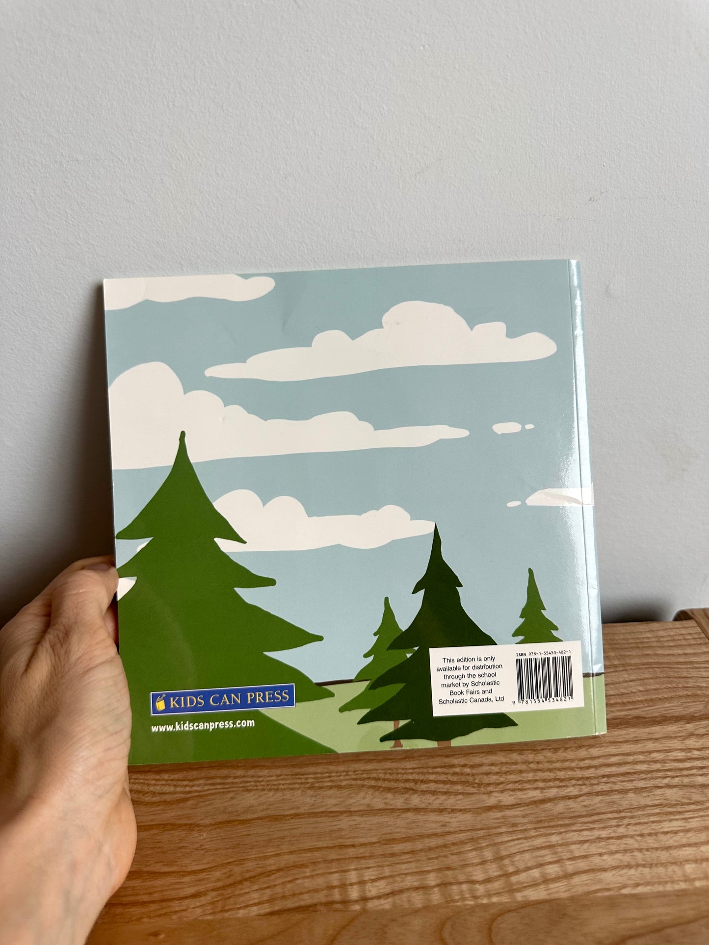 Big Bear Hug Book / 3-7 years