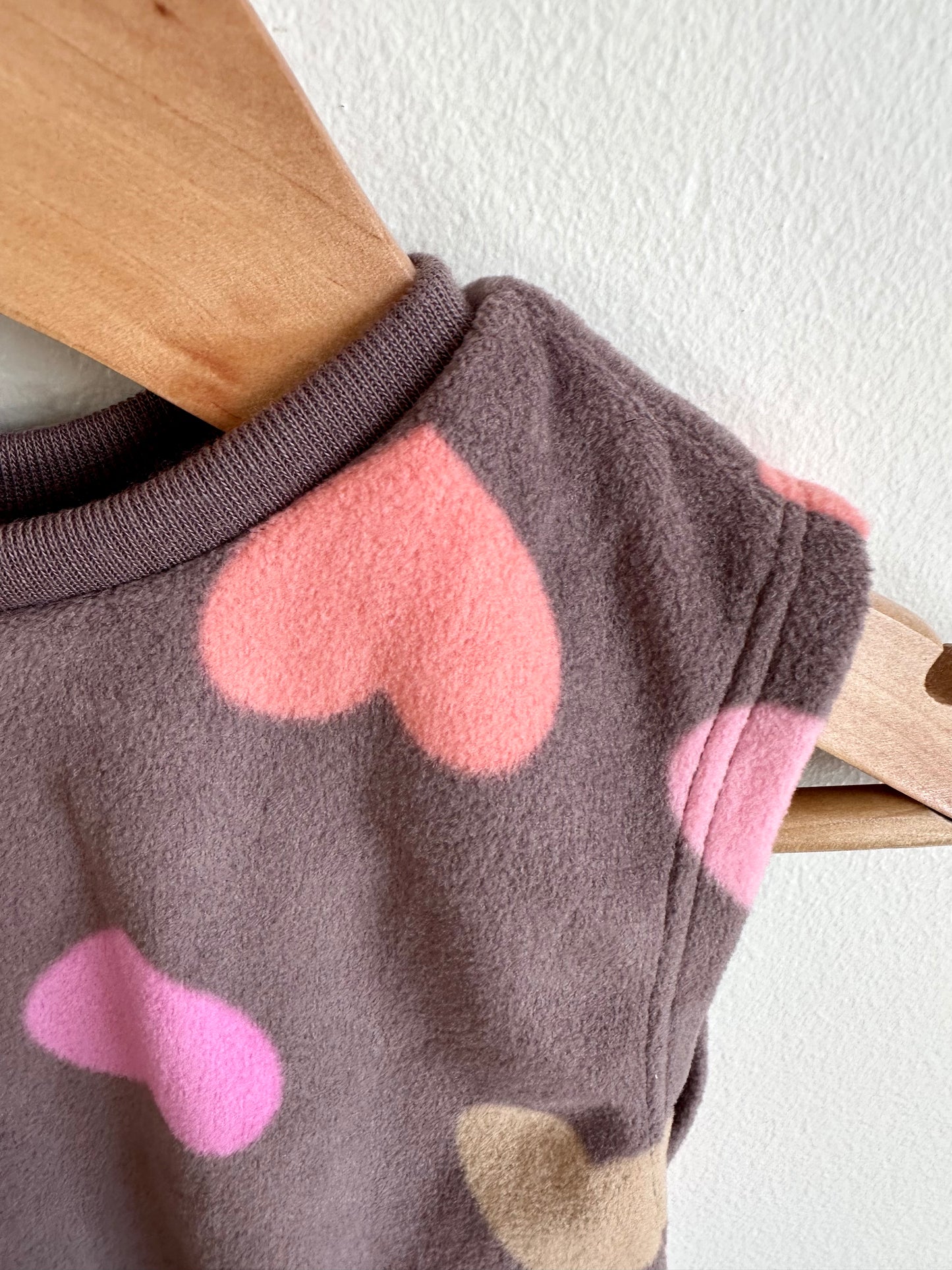 Brown Hearts Fleece Top / 6m