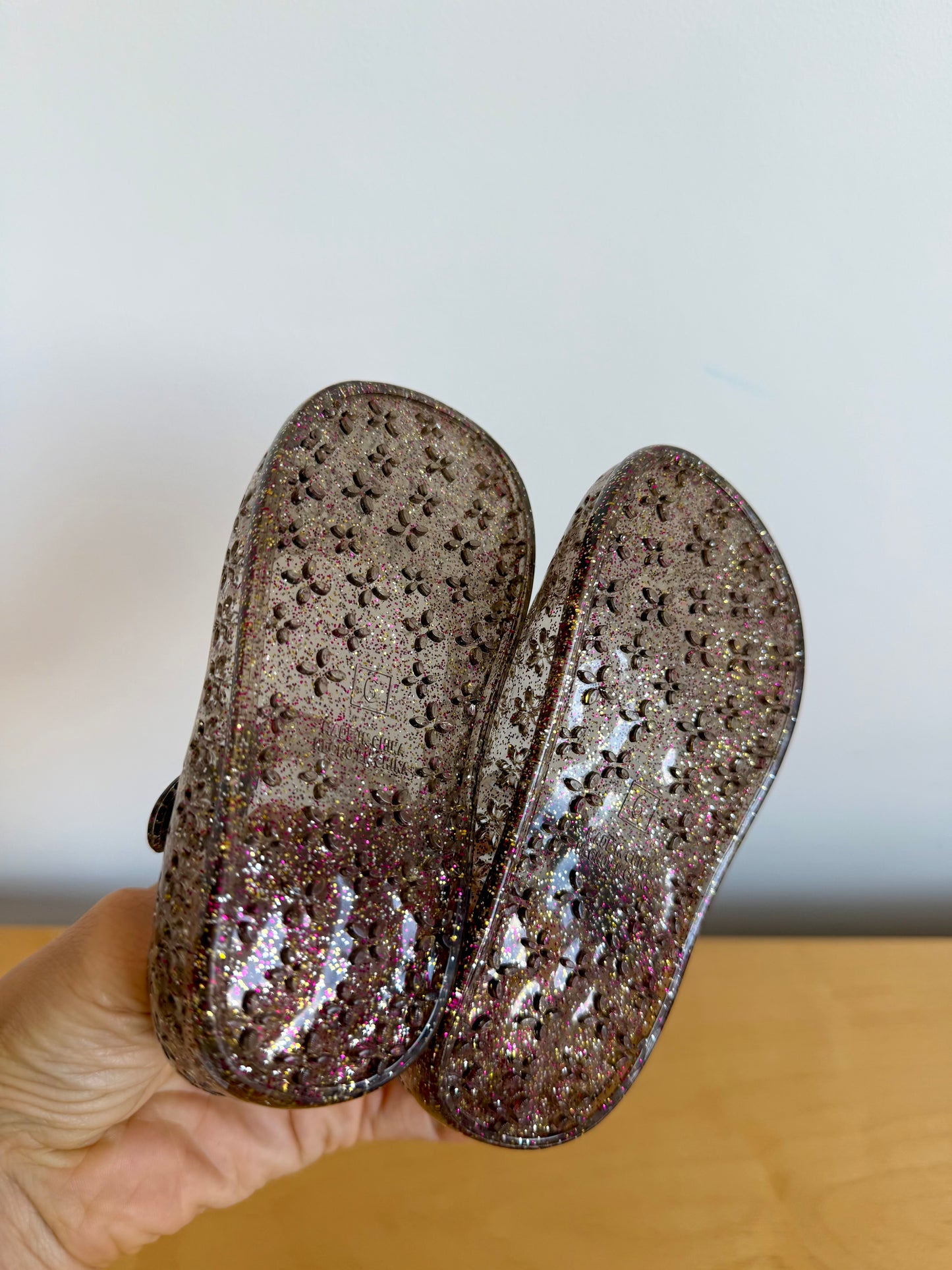 Jelly Flower Sparkly Sandals / Size 6 toddler