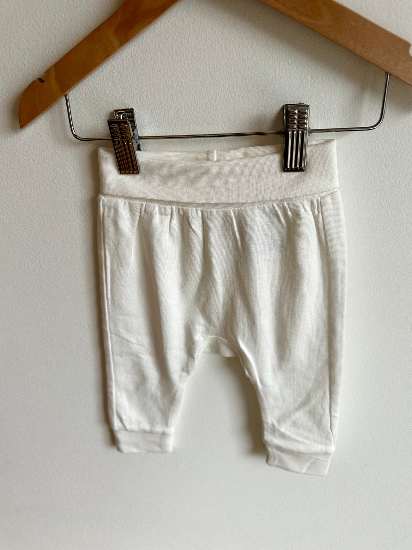 H&M Organic Pants - White / 4-6m