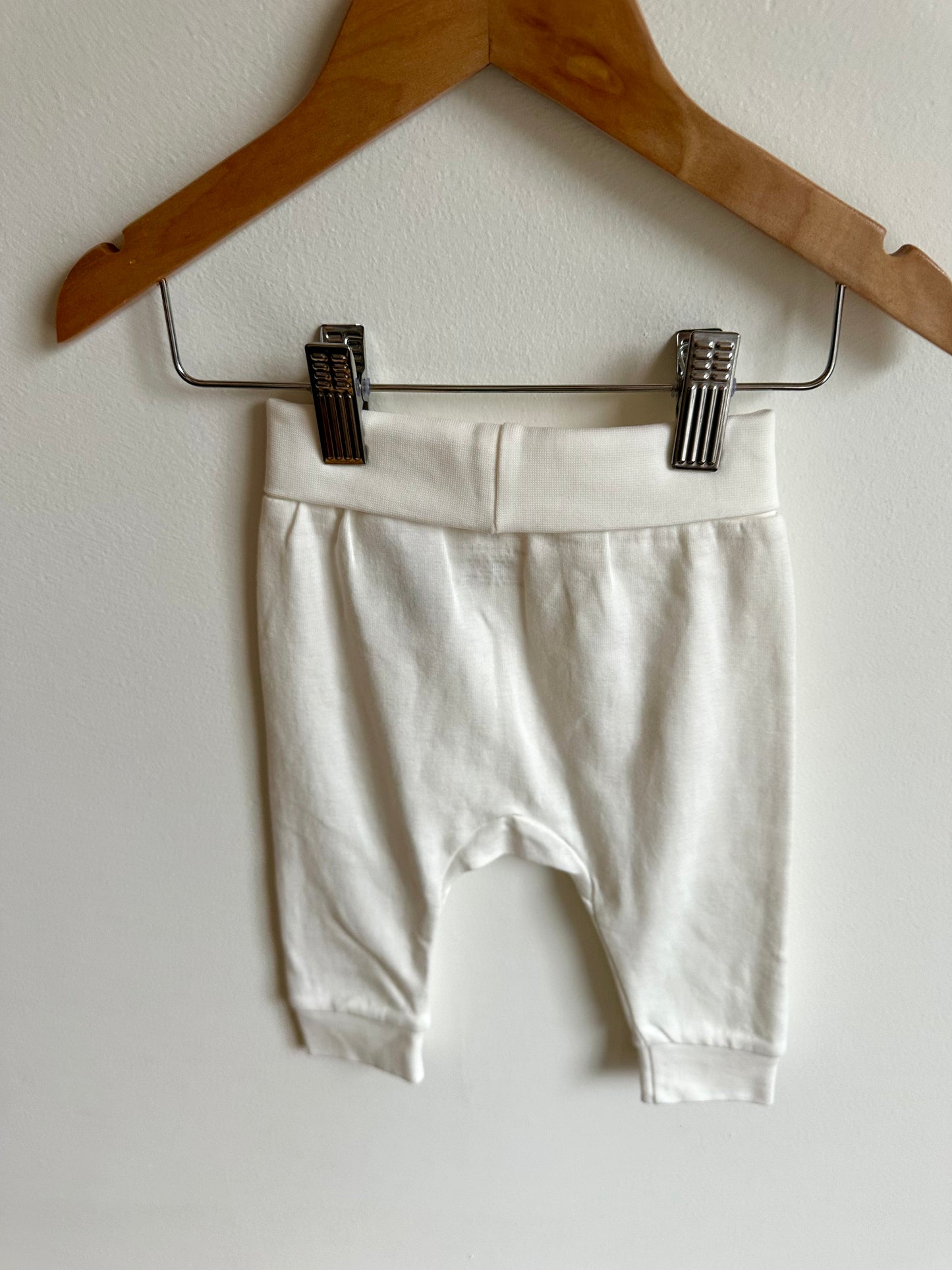 H&M Organic Pants - White / 4-6m