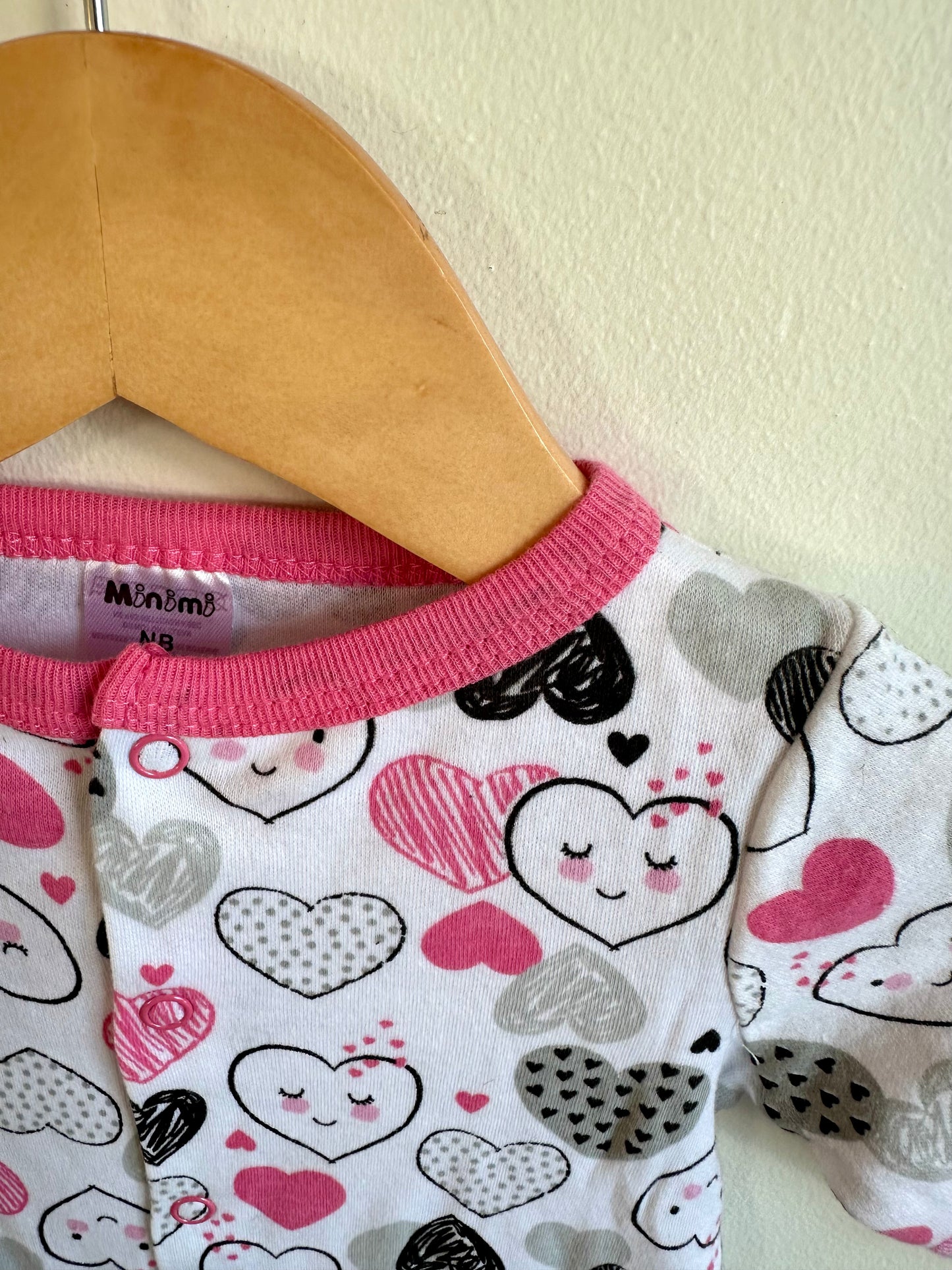 Newborn Hearts Sleeper / 0-3m