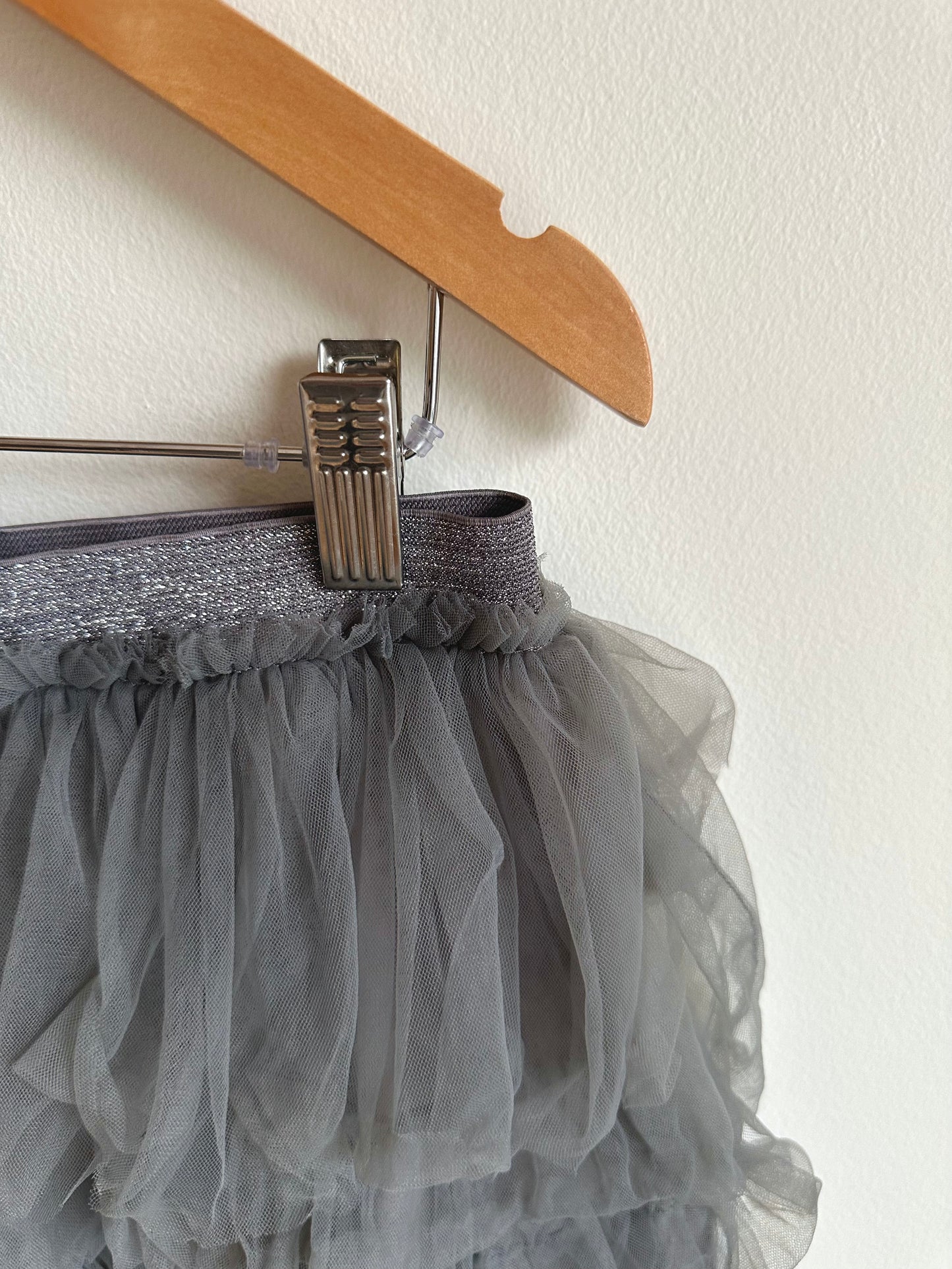 Zara Grey Tulle Skirt / 11-12 years