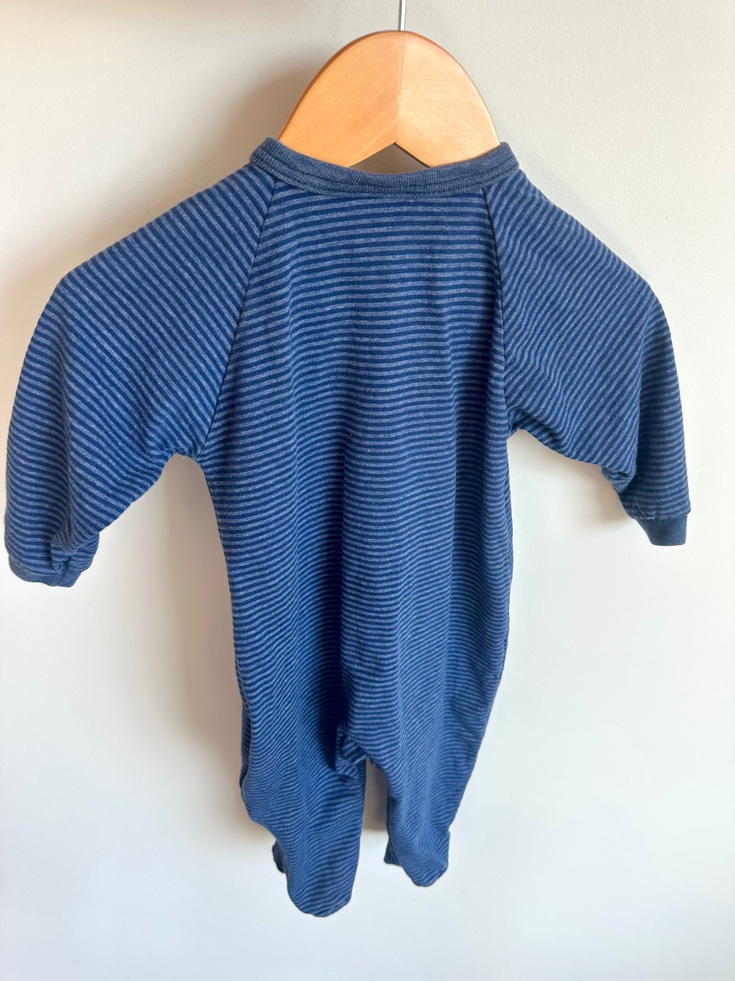 OshKosh Blue Jumpsuit / 6-12m?