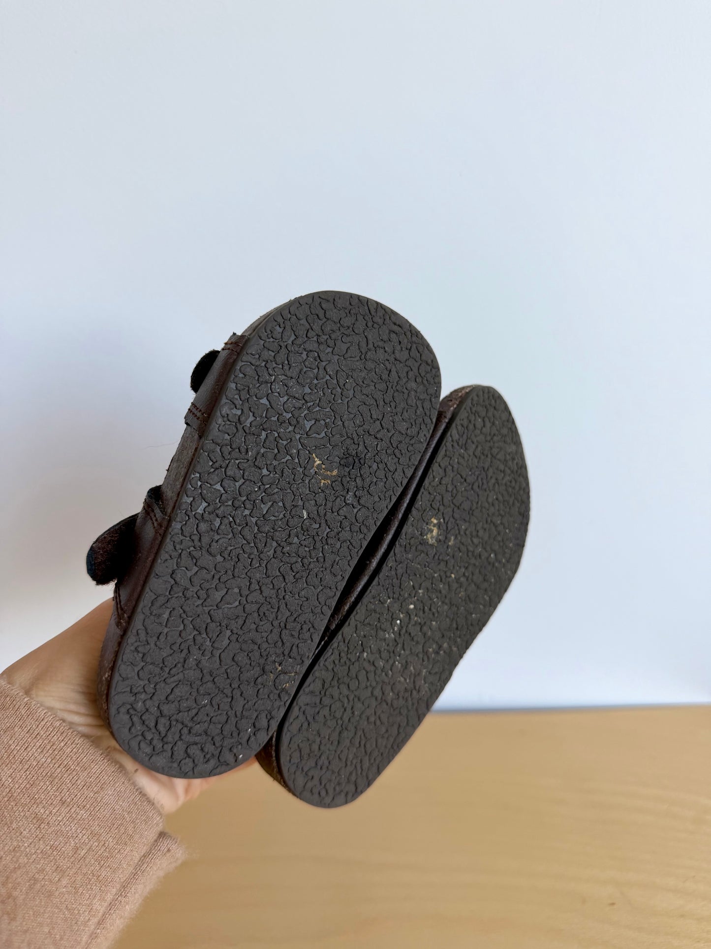 Brown Strap Sandals / Size 7M Toddler