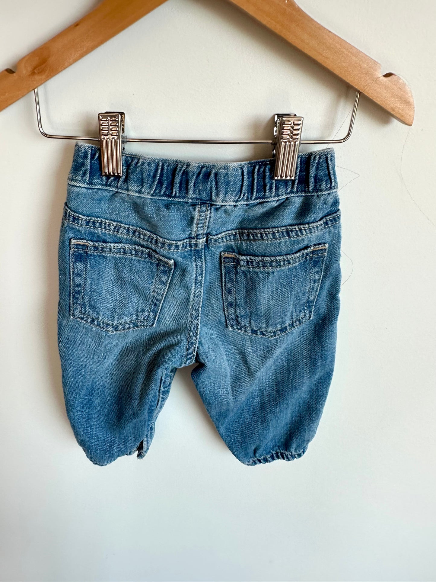 Gap Tapered Jeans / 6-12m