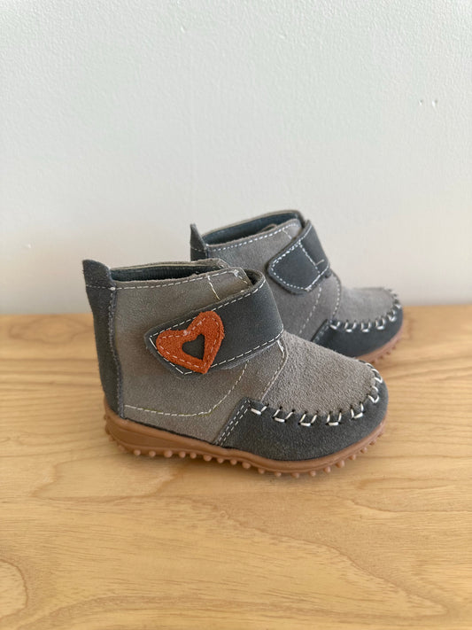 Grey Leather Ankle Boot / Size 3-4 Toddler