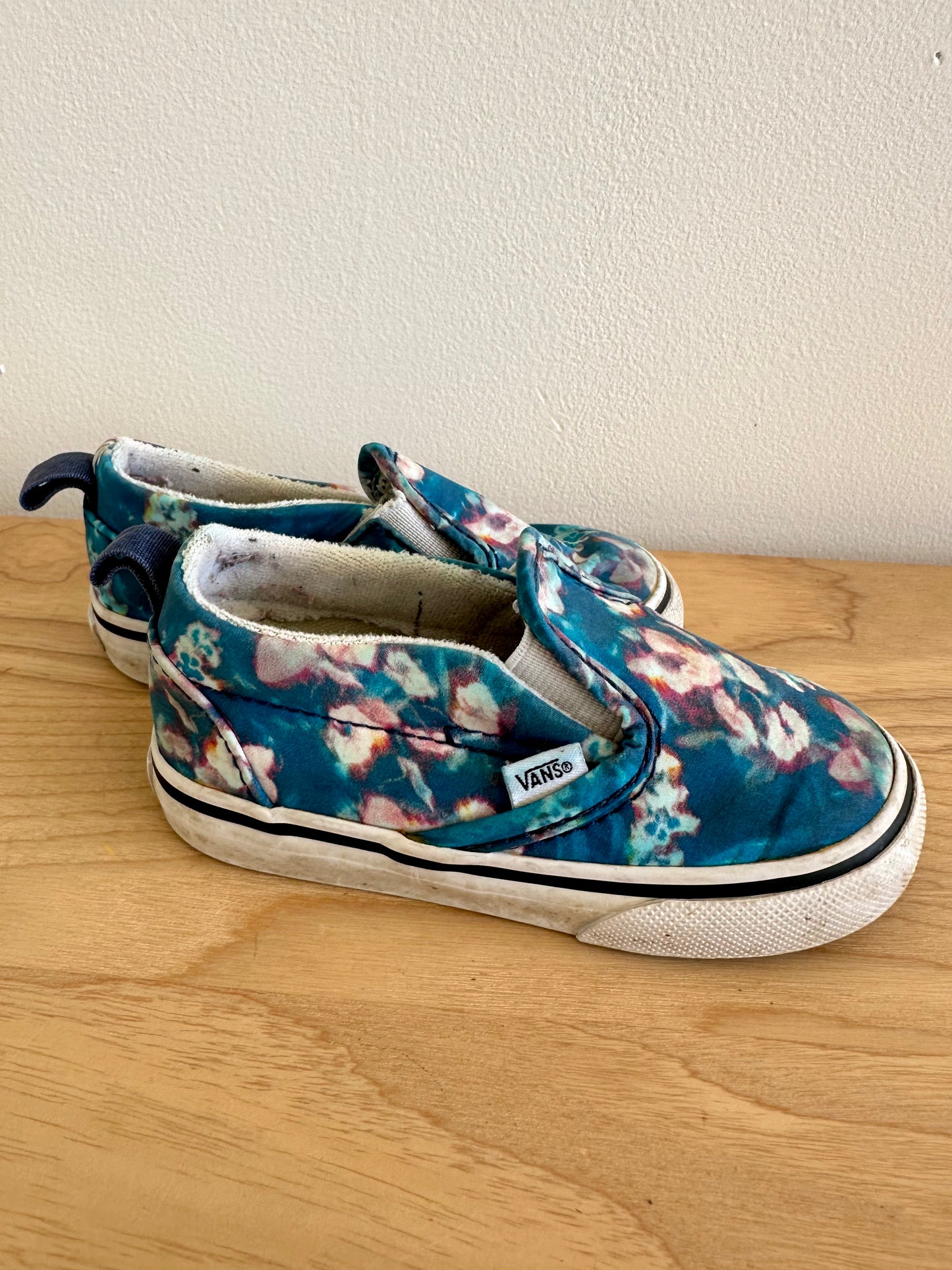 Vans Floral Slide On Shoes / Size 6 Toddler