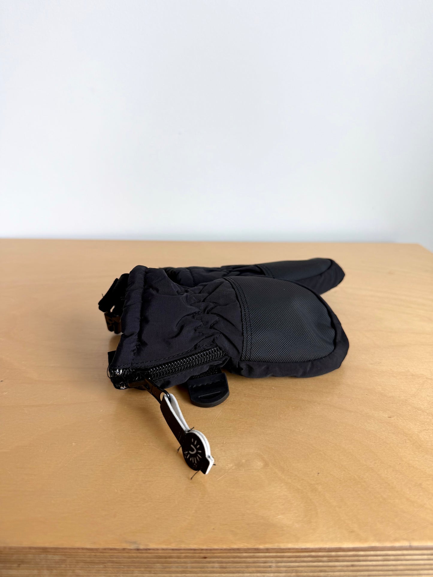 CaliKids Black Fleece Lined Mittens / 12-24m