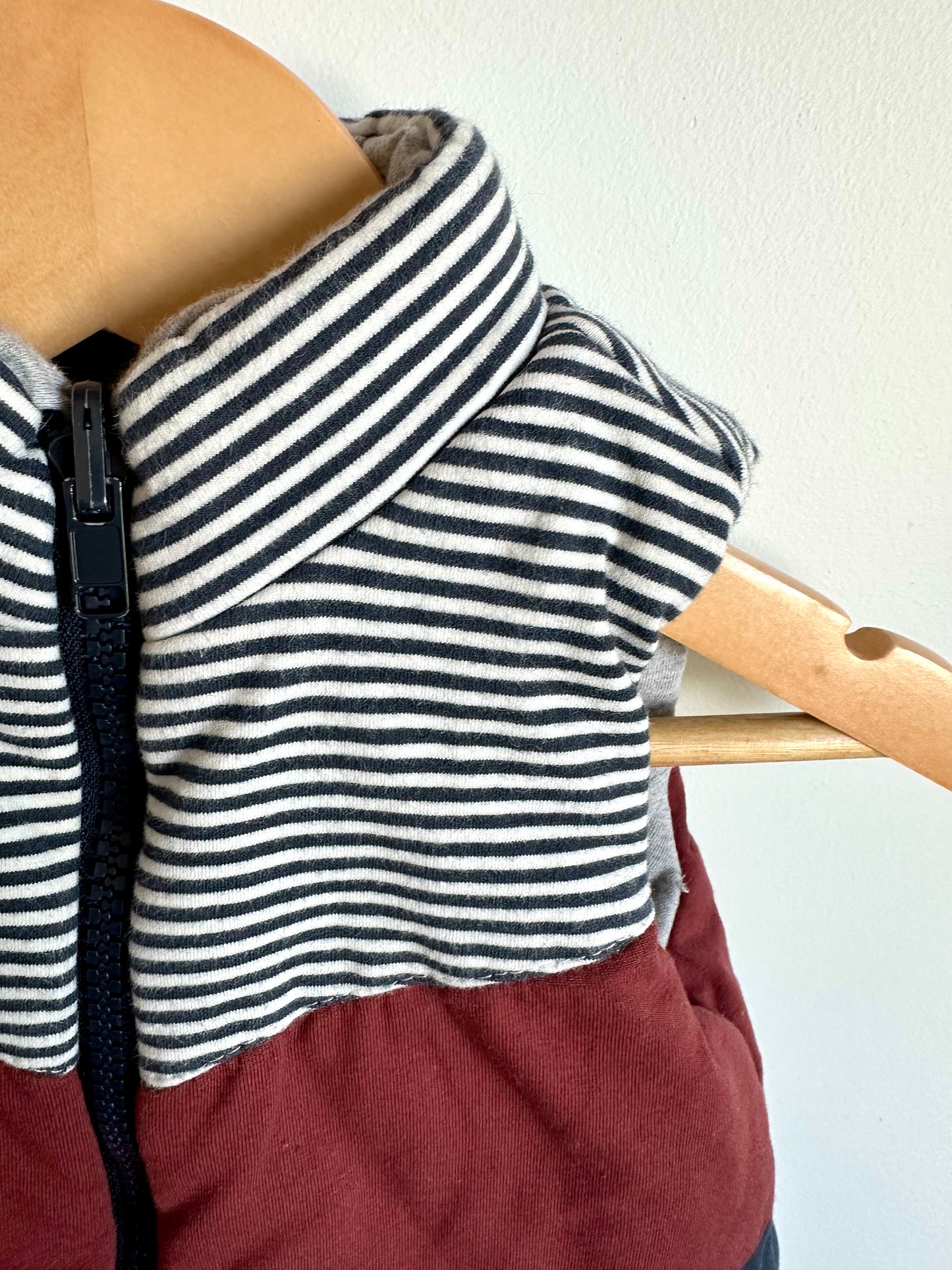 Reversible Striped + Grey Vest / 6m?