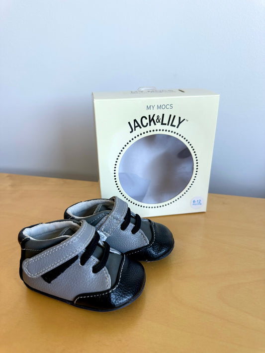 Jack & Lily Grey + Black Shoes / 6-12m