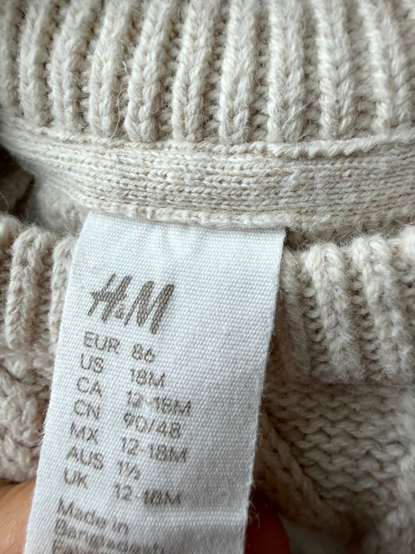 Cable Knit Pull Over Sweater / 12-18m