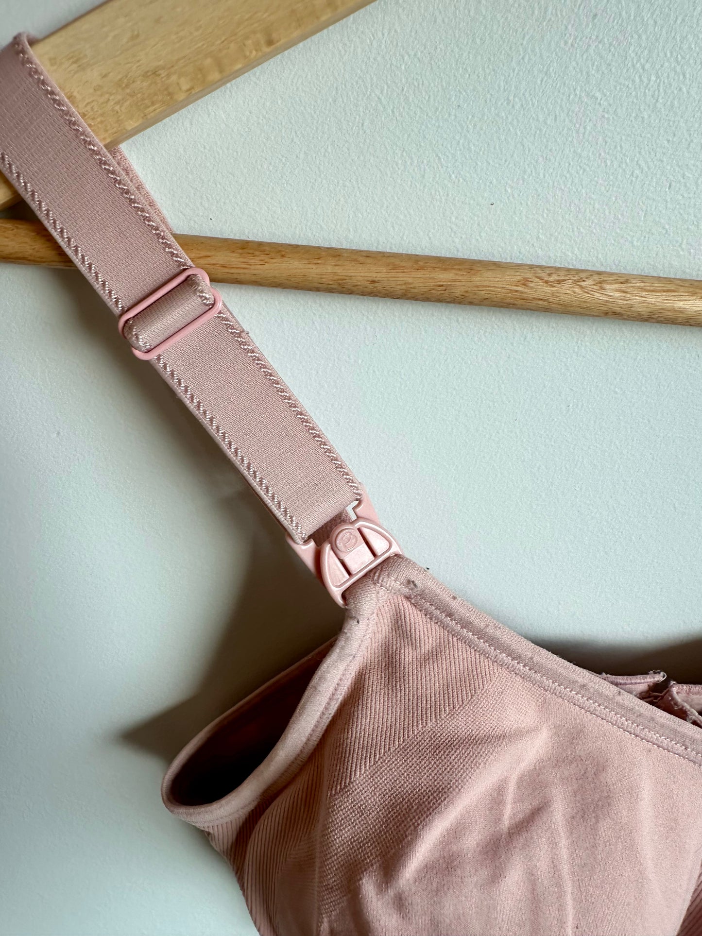 Bravado Pink Nursing Bra / Medium