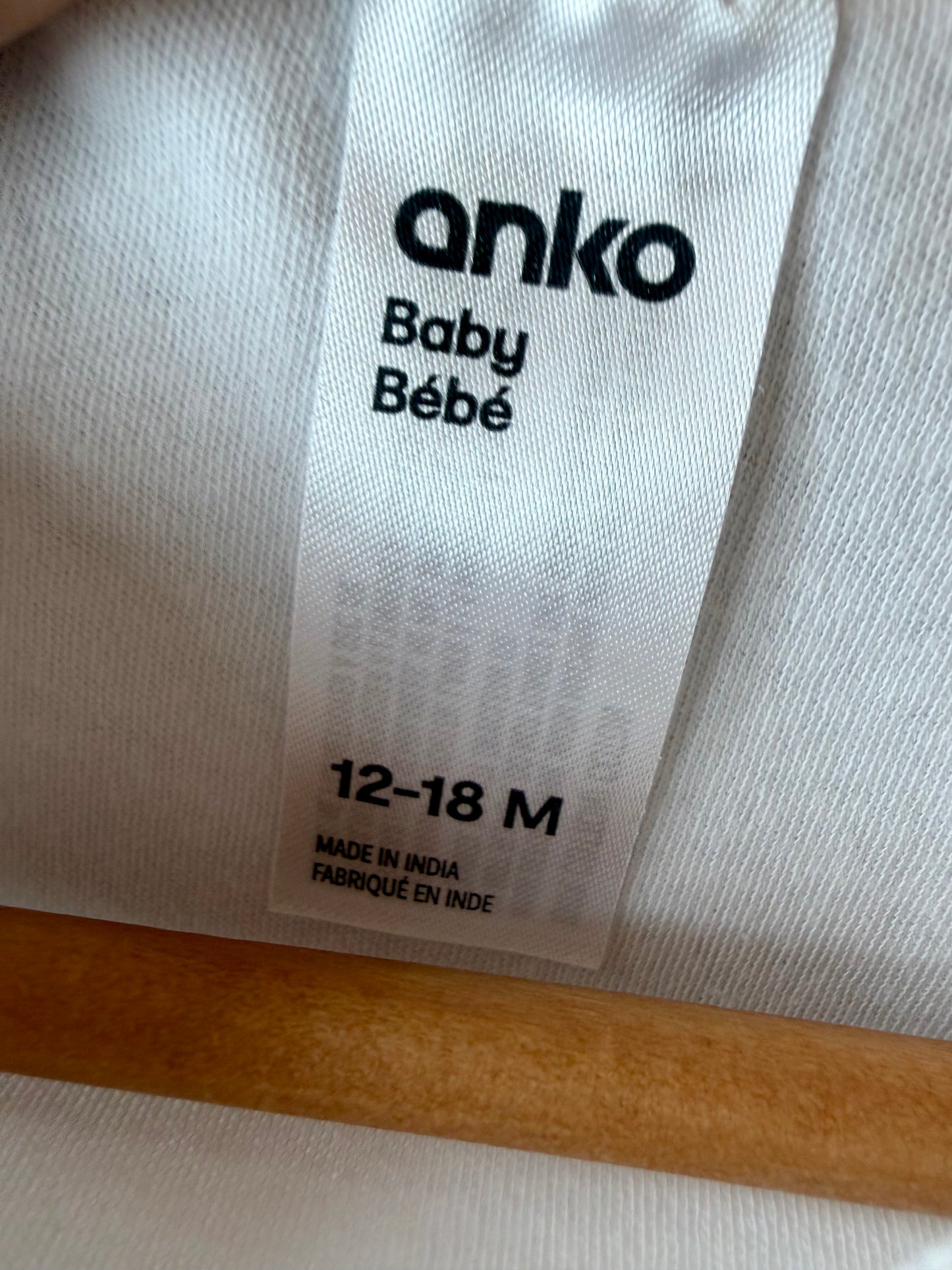 White Long Sleeve Bodysuit / 12-18m
