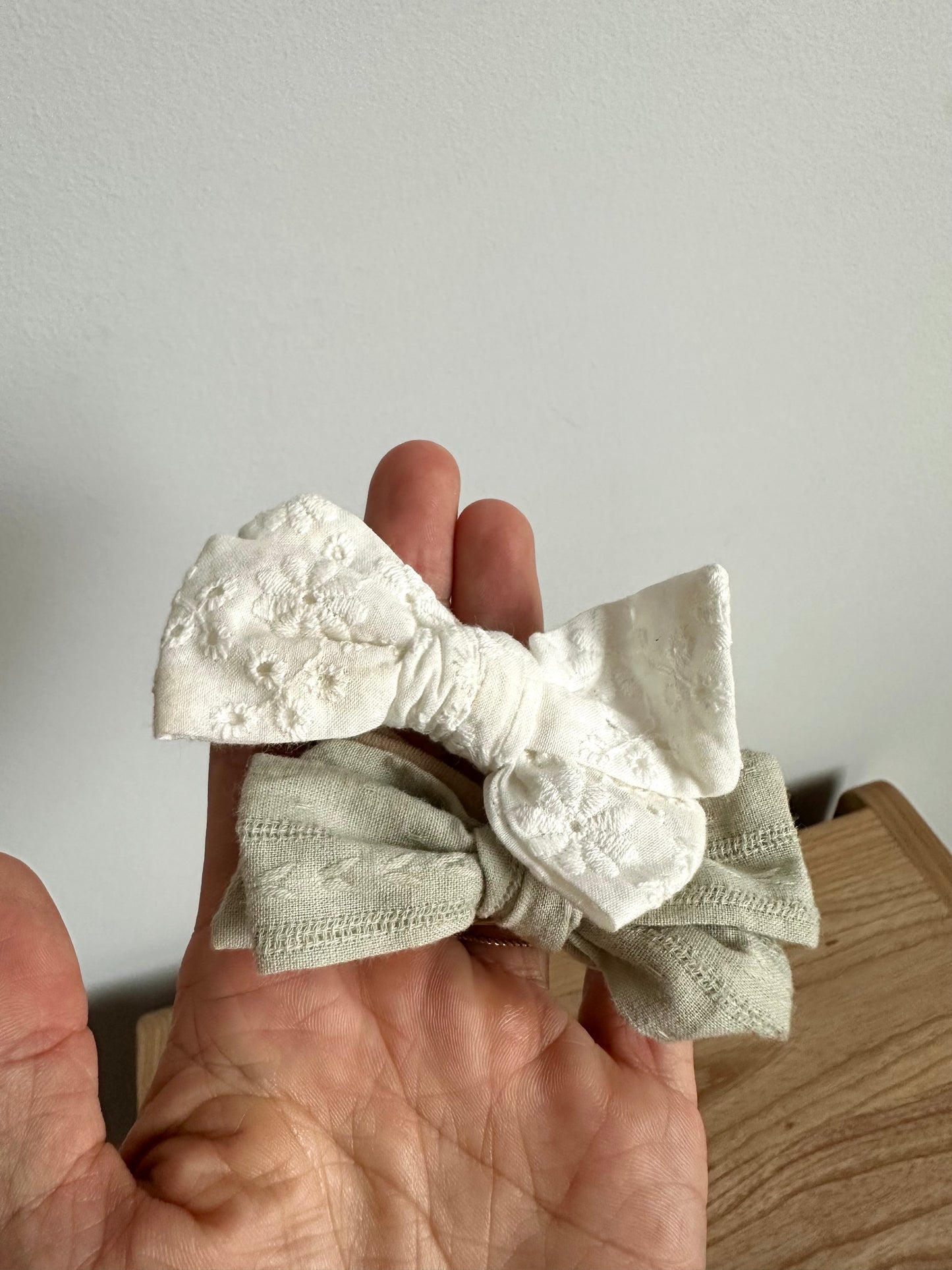 White + Moss Eyelet Headbands (2) / 0-6m