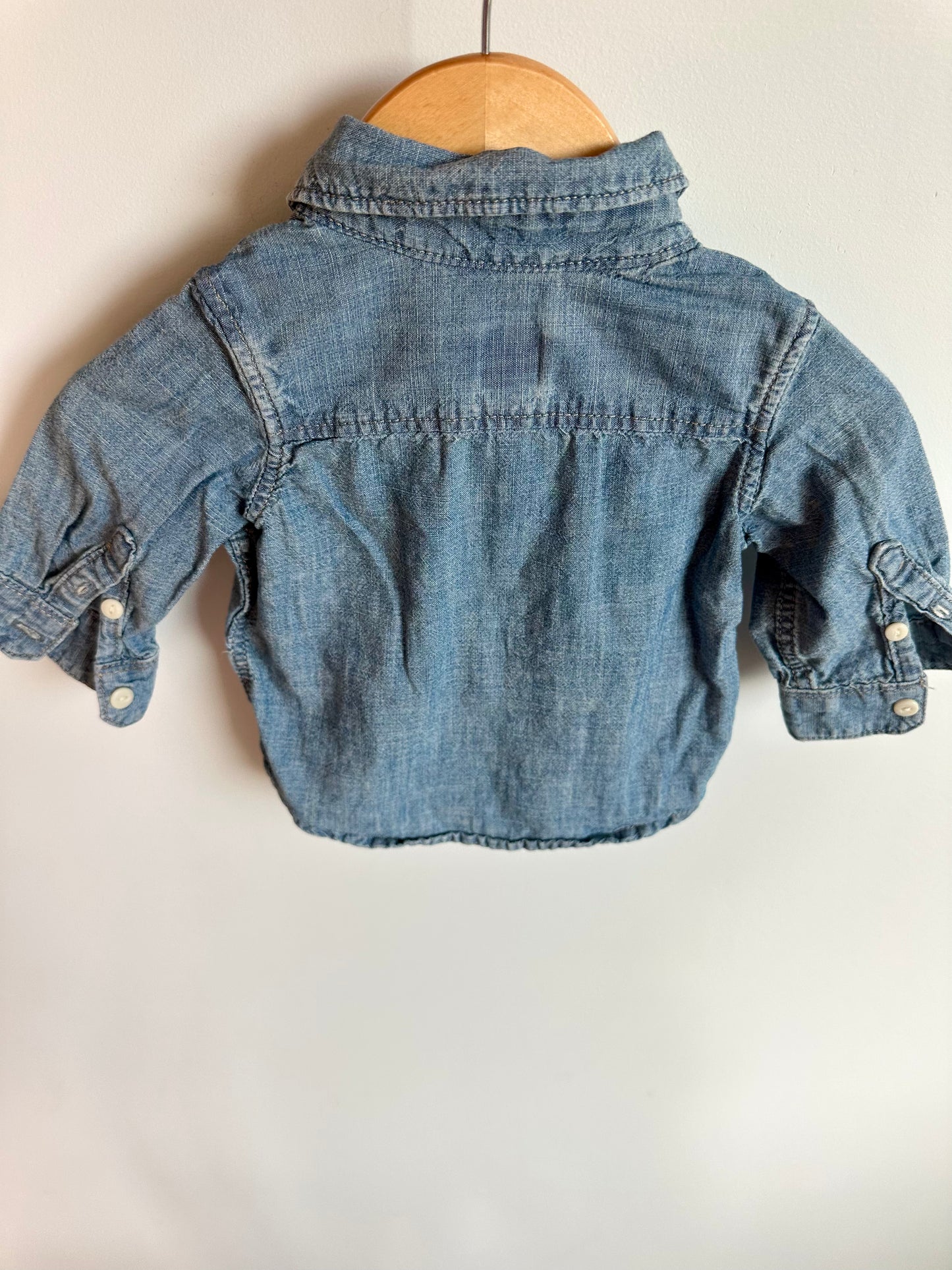 Gap Collared Chambray Long Sleeve / 3-6m