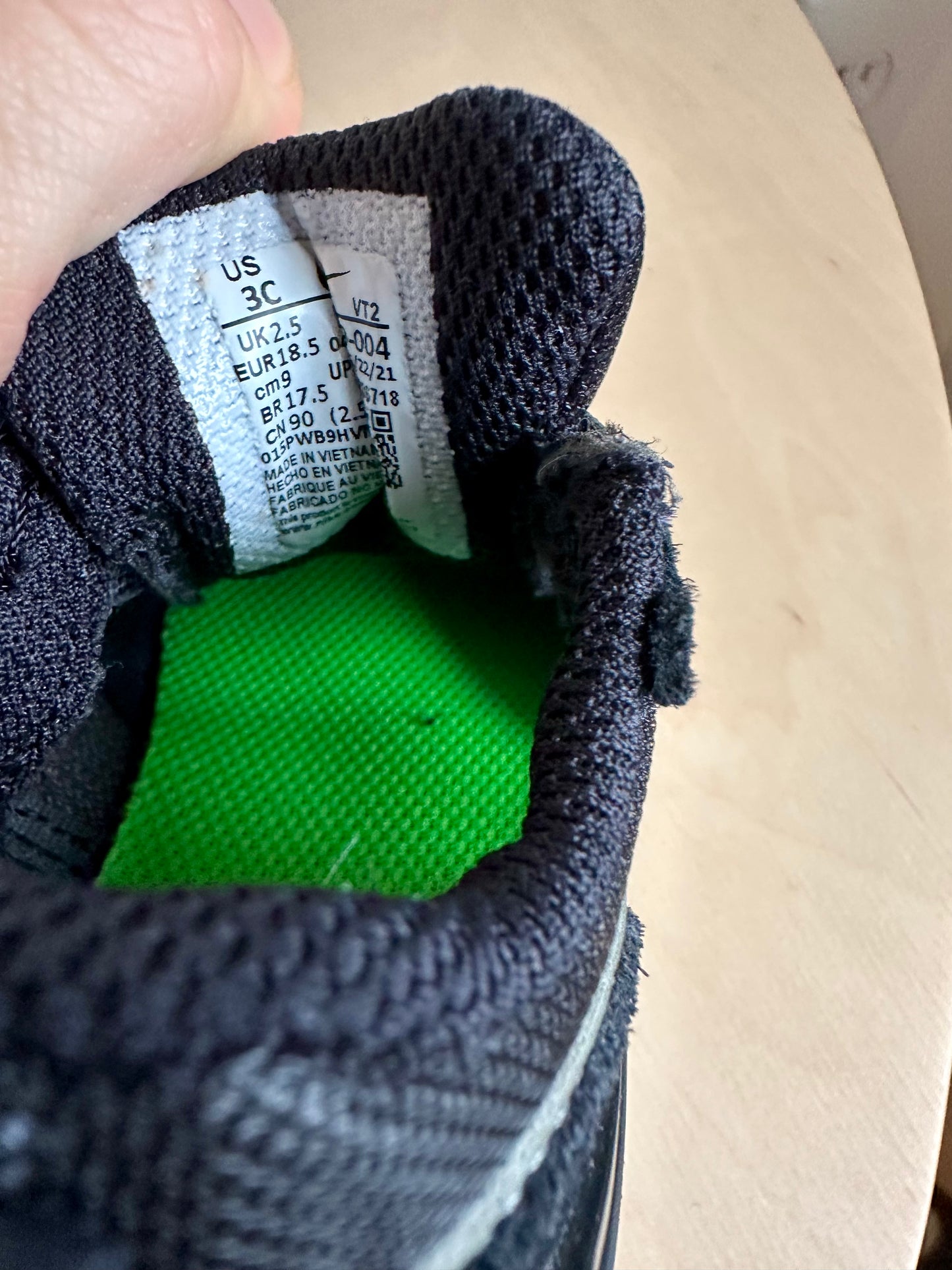 Nike Black Running Shoes / Size 3 Infant