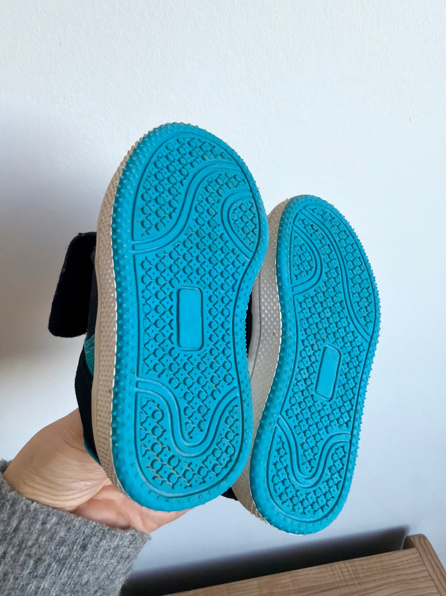 Black + Blue Velcro Sneakers / Size 3 Infant