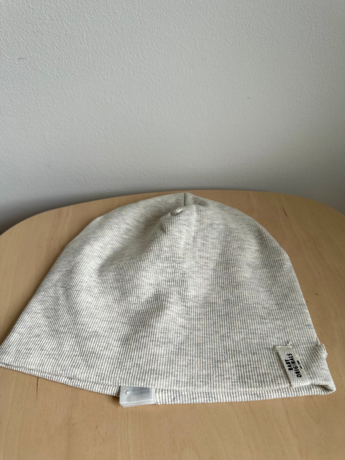 H&M Grey Toque / 18-24m